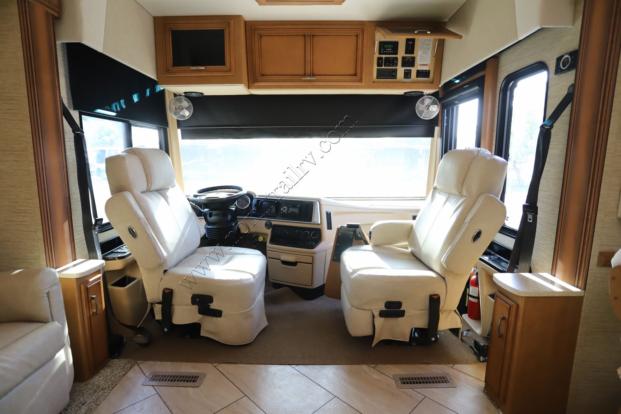 Used 2017 Newmar Ventana Le 3412 Class A  For Sale