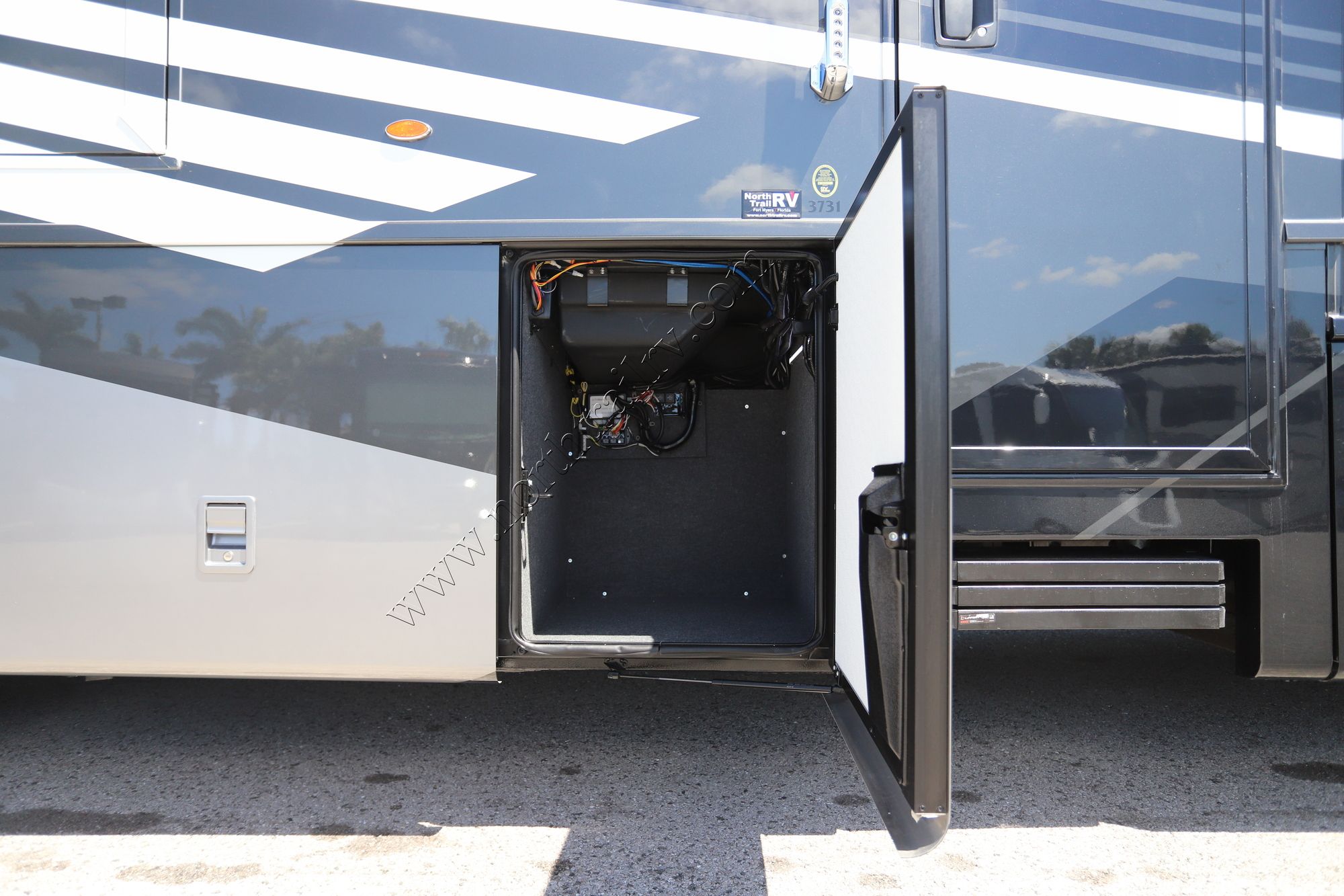 New 2026 Newmar Super Star 3731 Super C  For Sale