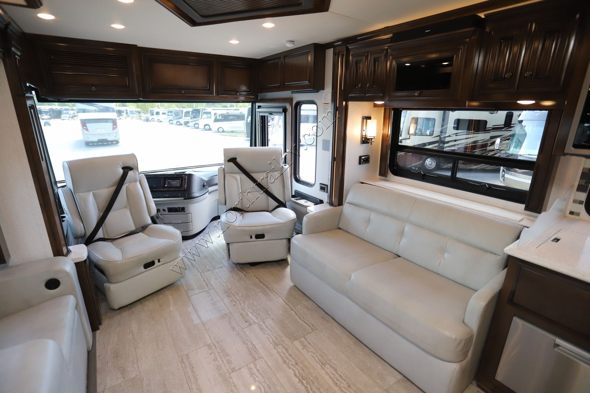 Used 2020 Newmar Dutch Star 3736 Class A  For Sale