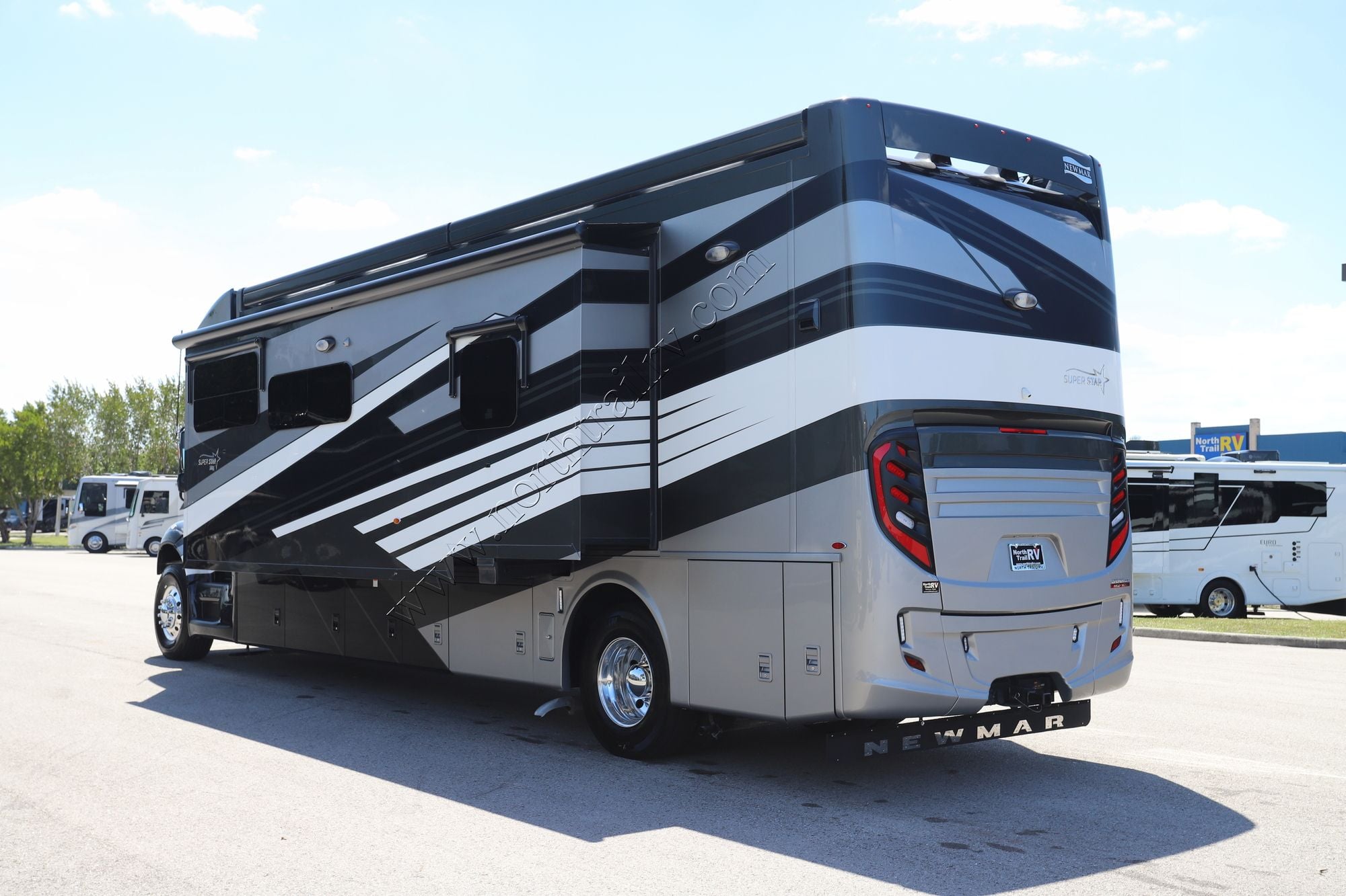 New 2026 Newmar Super Star 3731 Super C  For Sale