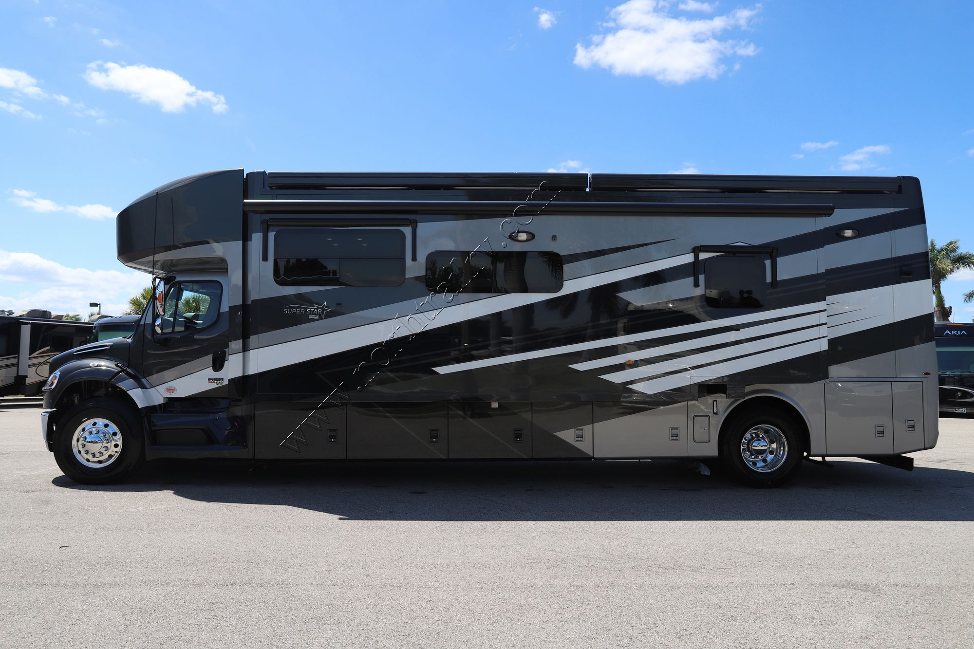 New 2026 Newmar Super Star 3731 Super C  For Sale
