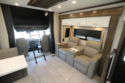 2026 Newmar Super Star 3731