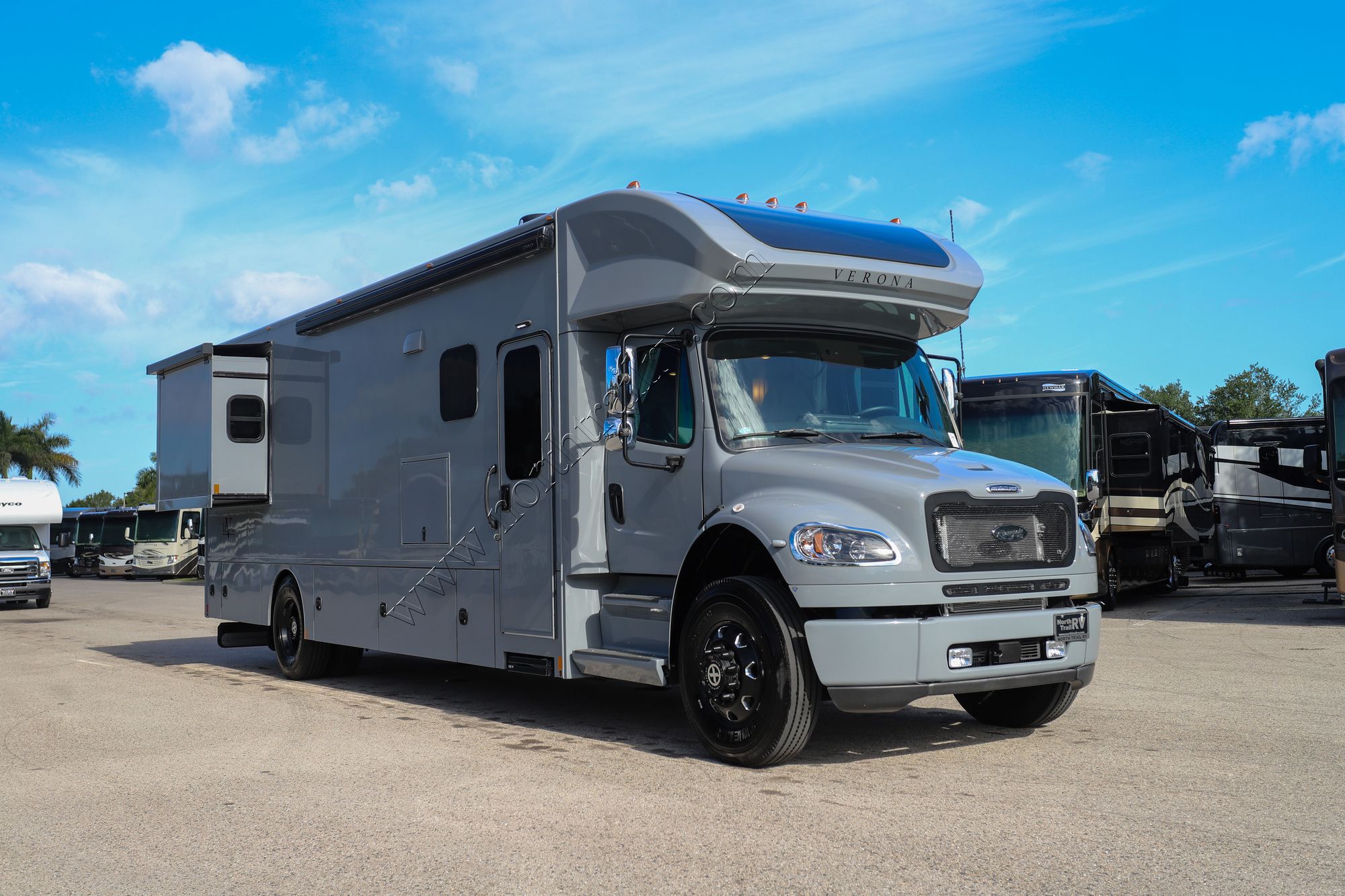 Used 2025 Renegade Rv Verona 36VSB Super C  For Sale