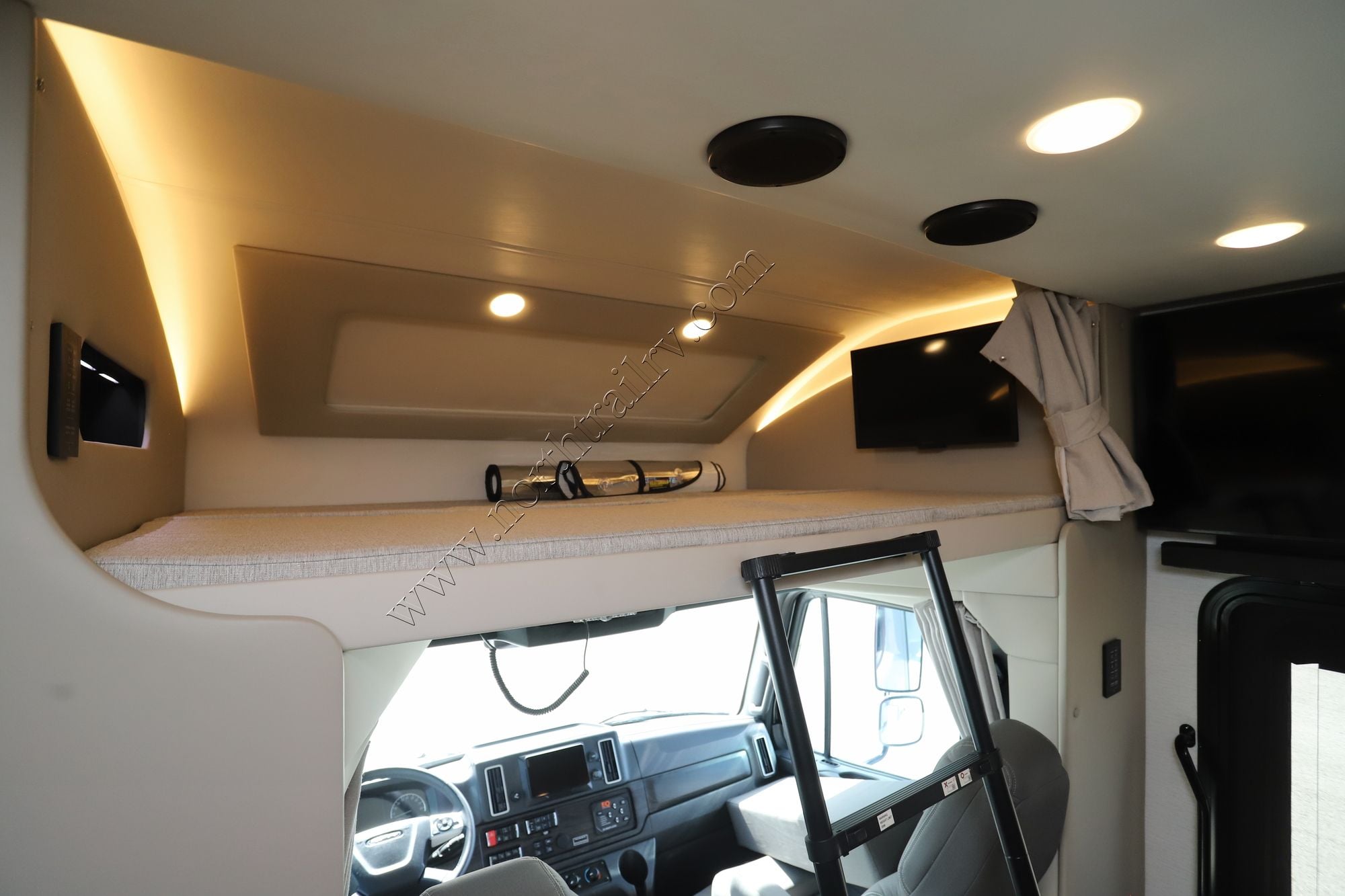 Used 2025 Renegade Rv Verona 36VSB Super C  For Sale