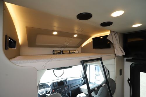 2025 Renegade Rv Verona 36VSB