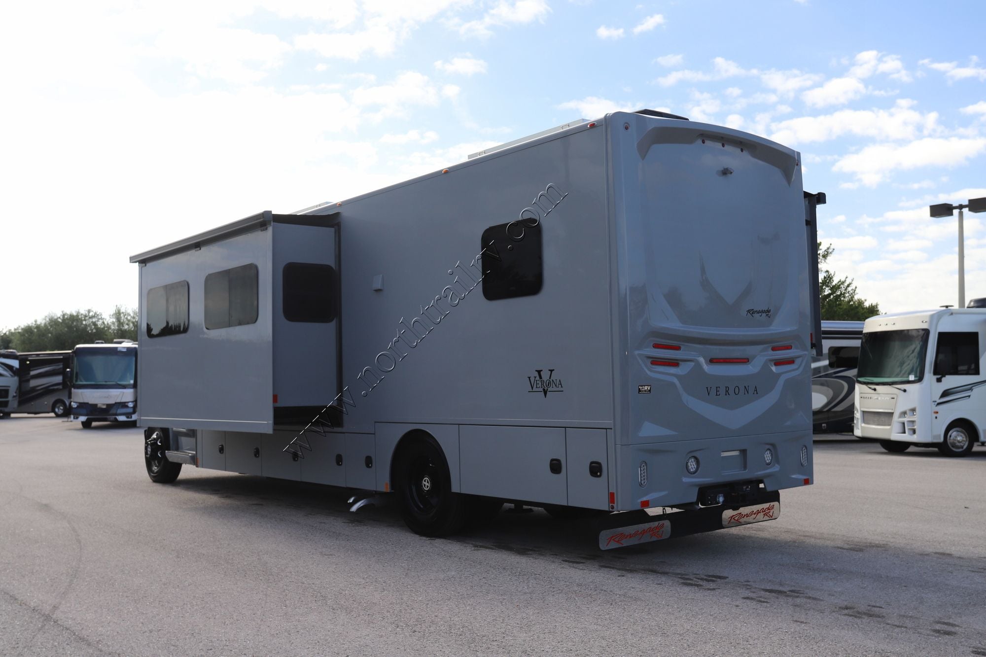 Used 2025 Renegade Rv Verona 36VSB Super C  For Sale