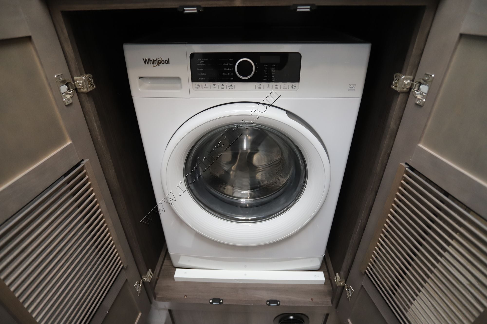 New 2026 Jayco Precept 36C Class A  For Sale