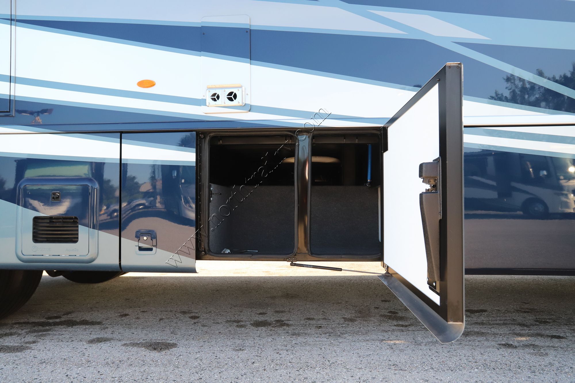 New 2027 Newmar Bay Star 3114 Class A  For Sale