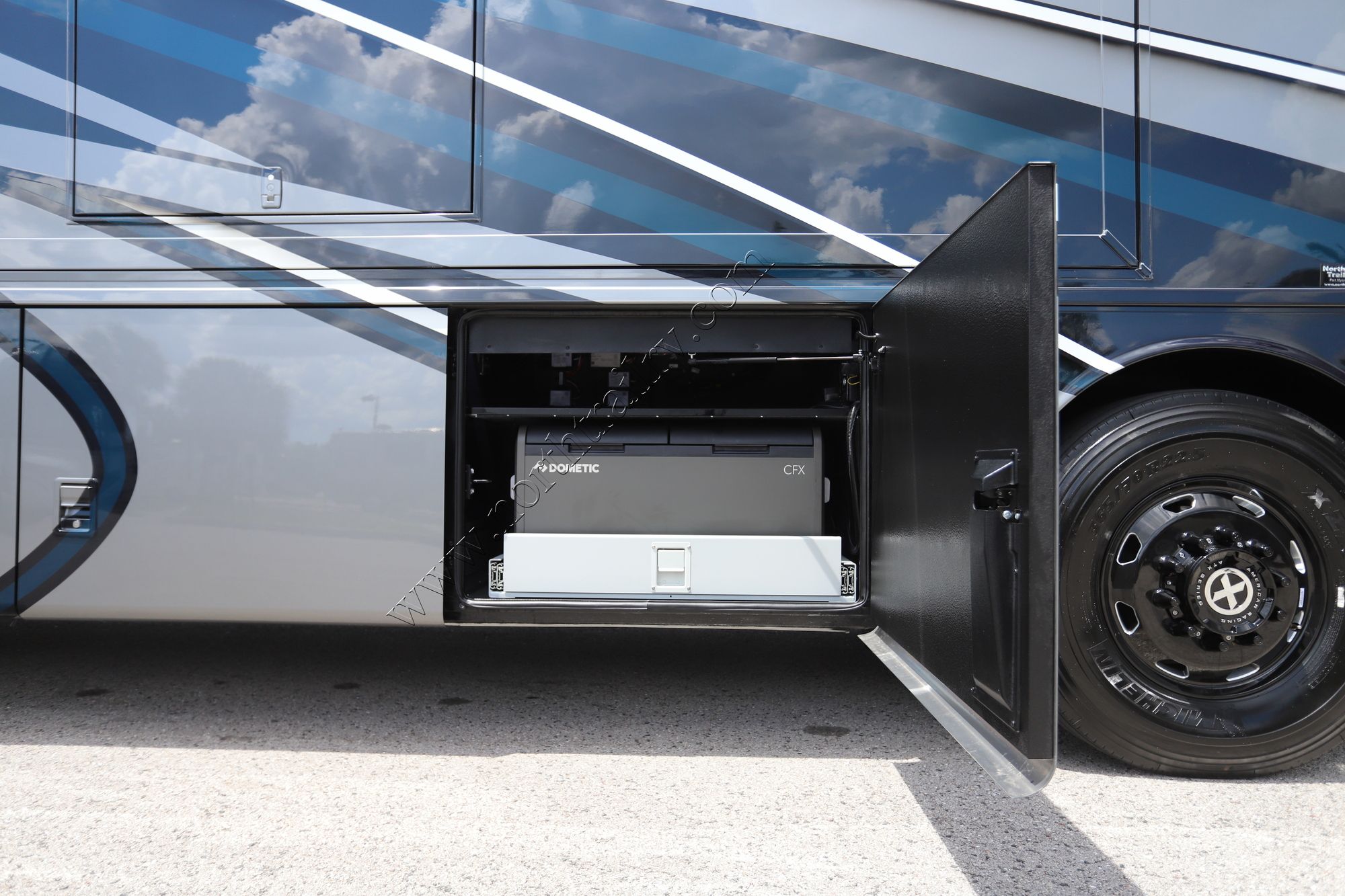 New 2027 Newmar Mountain Aire 4118 Class A  For Sale