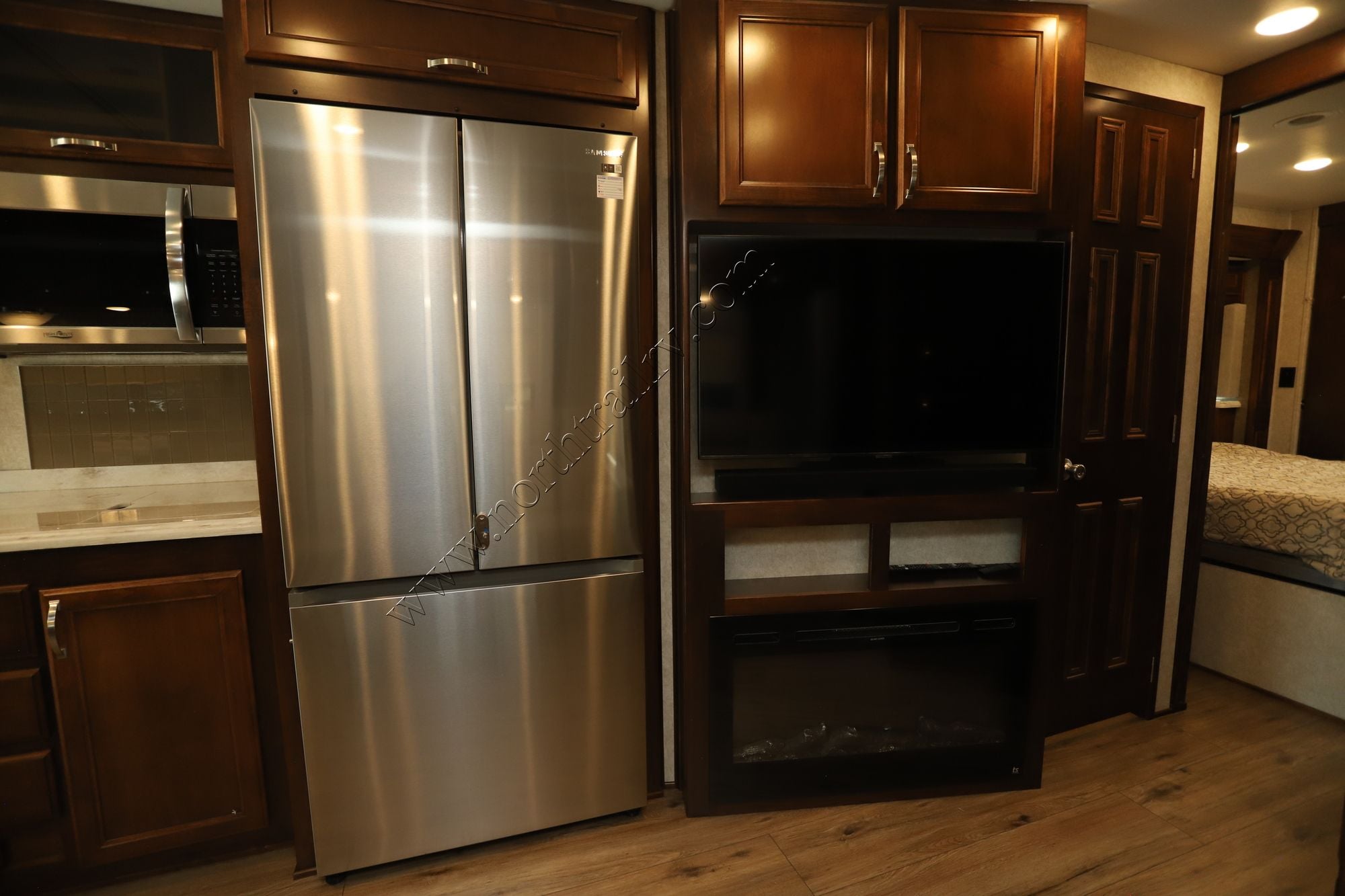 Used 2022 Renegade Rv Verona 40VRB Super C  For Sale
