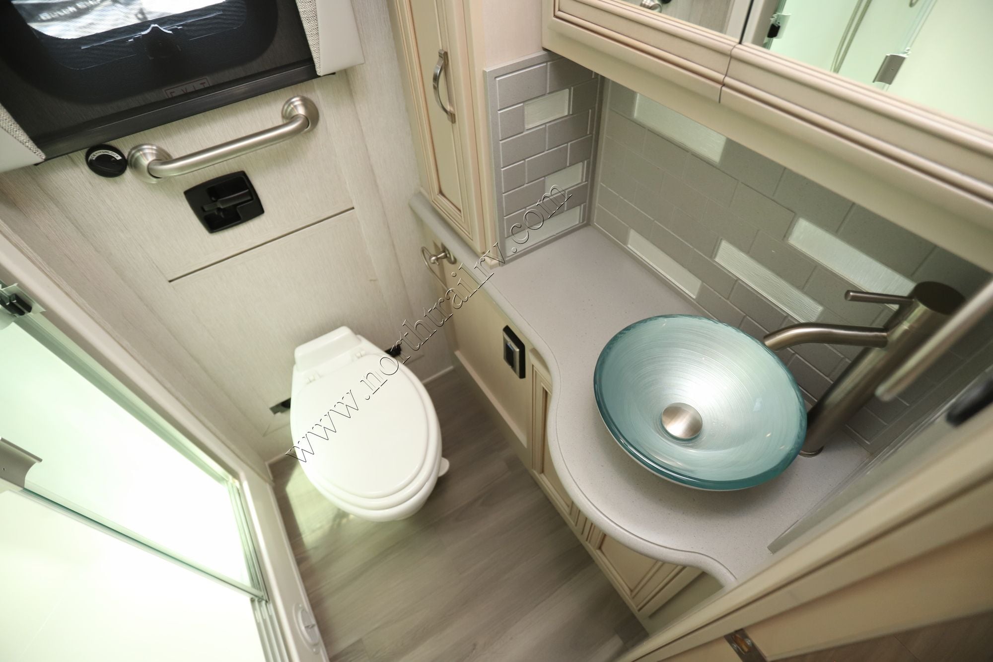 Used 2023 Newmar Kountry Star 3412 Fifth Wheel  For Sale