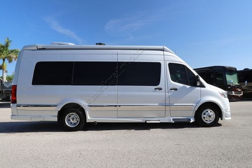 2024 Grech Rv Strada-Ion TOUR