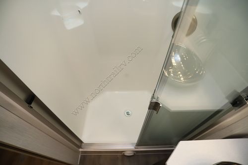 2027 Newmar Bay Star 3114 Class A