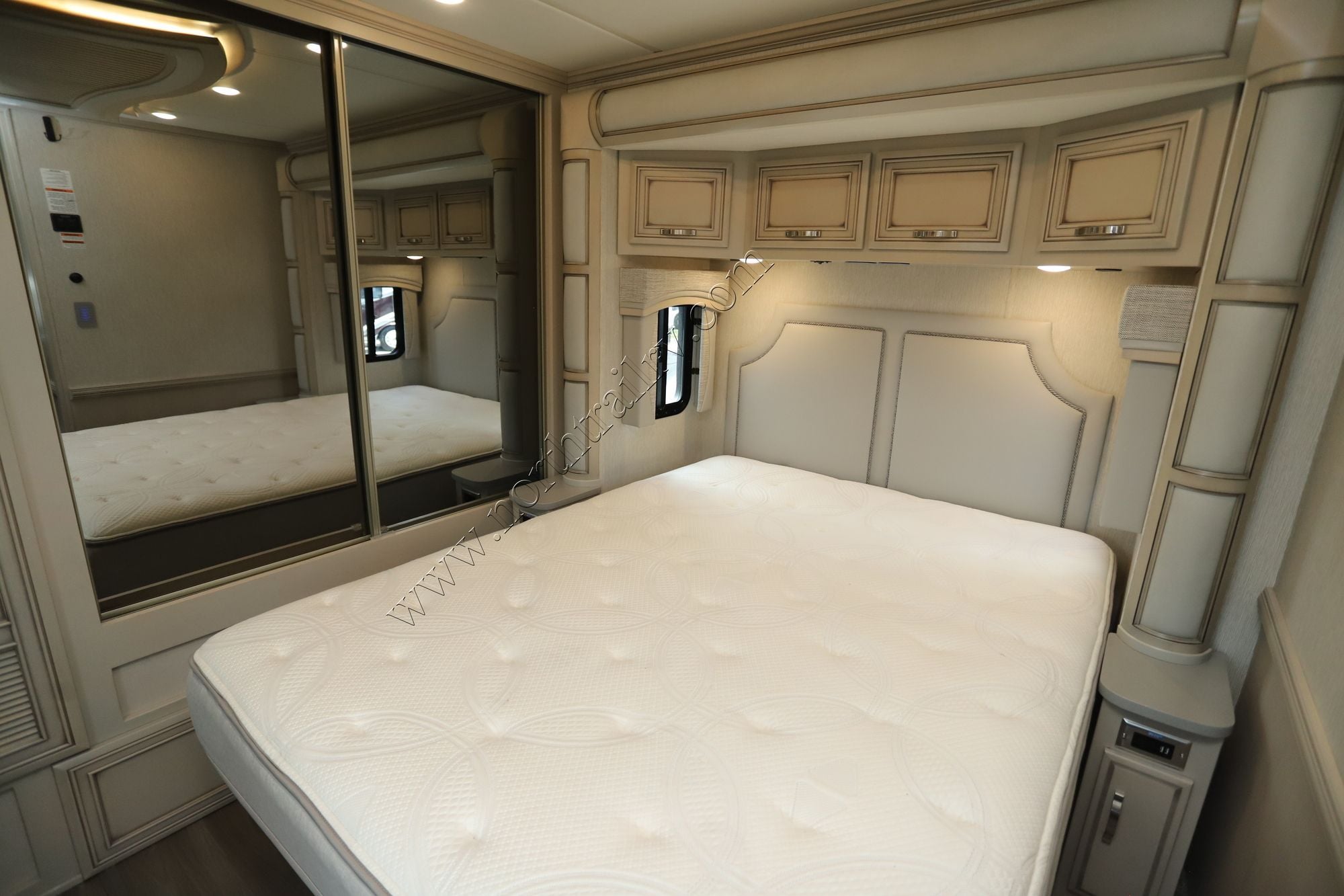 Used 2023 Newmar Kountry Star 3412 Fifth Wheel  For Sale