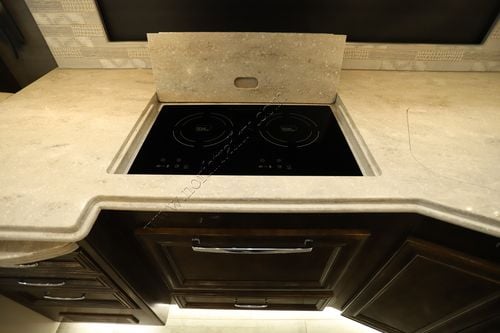 2021 Tiffin Motor Homes Phaeton 40QBH