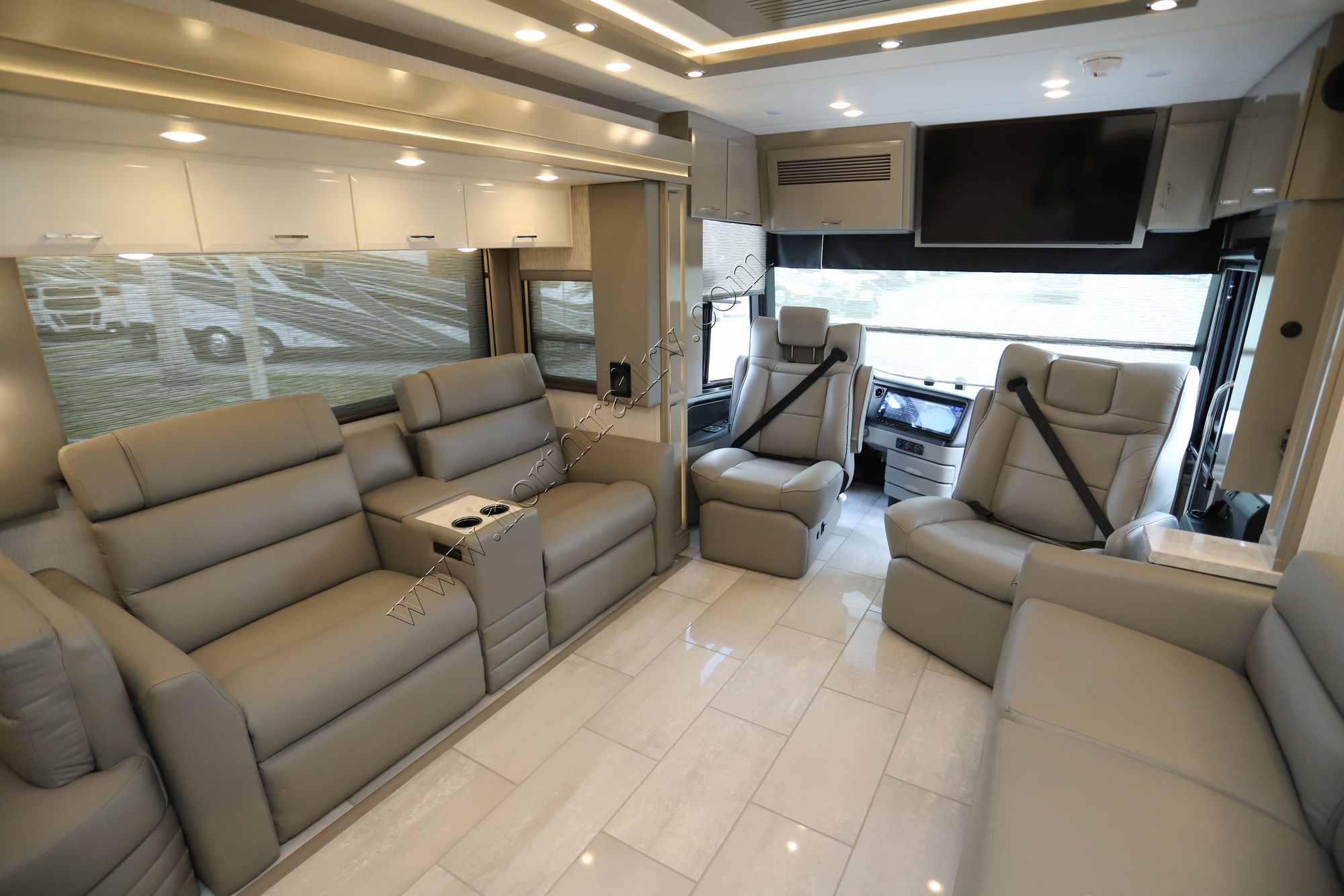 New 2027 Newmar Mountain Aire 4118 Class A  For Sale