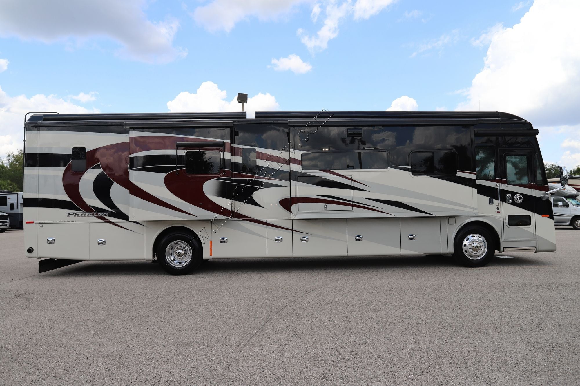 Used 2021 Tiffin Motor Homes Phaeton 40QBH Class A  For Sale