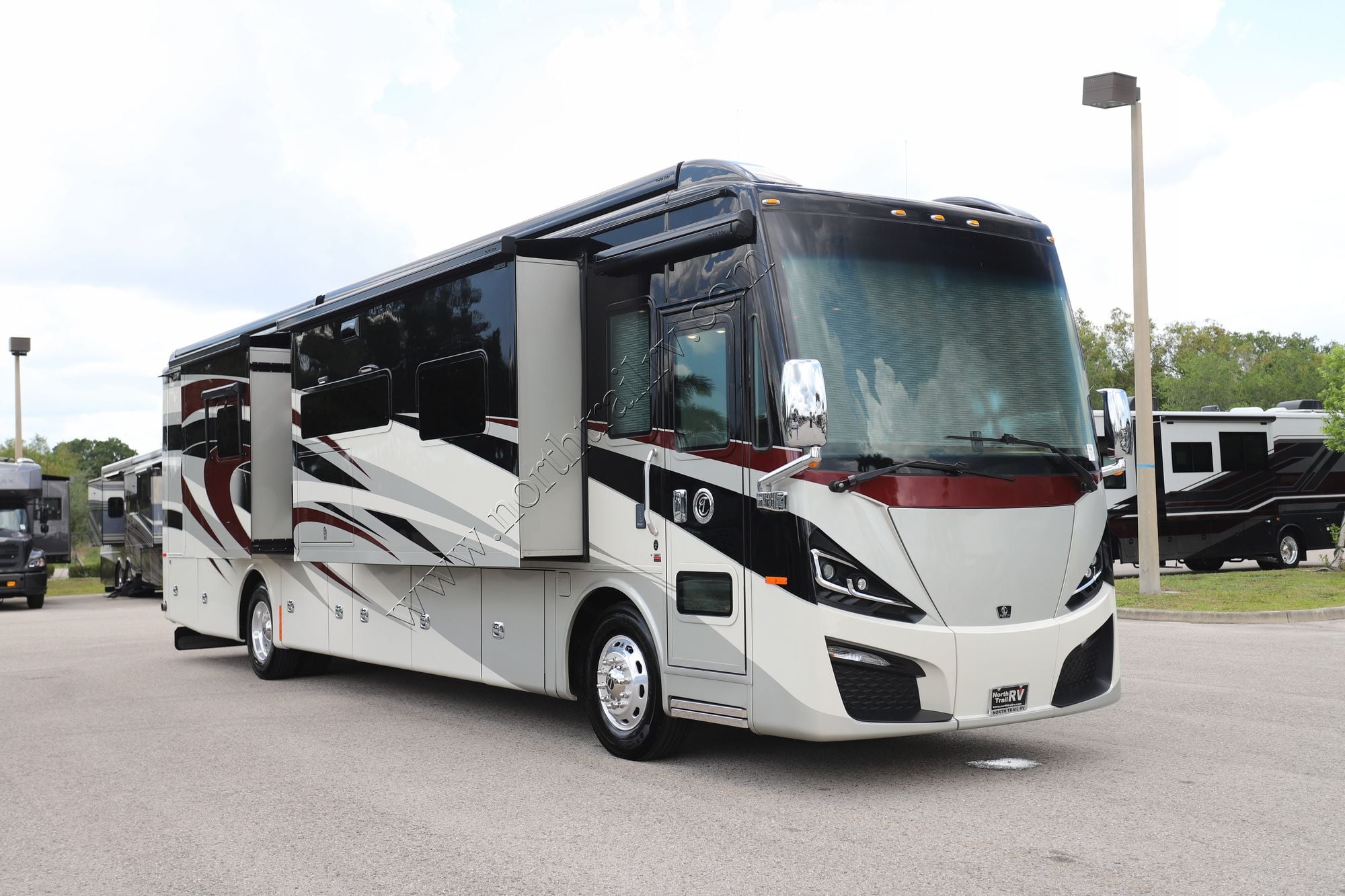 Used 2021 Tiffin Motor Homes Phaeton 40QBH Class A  For Sale