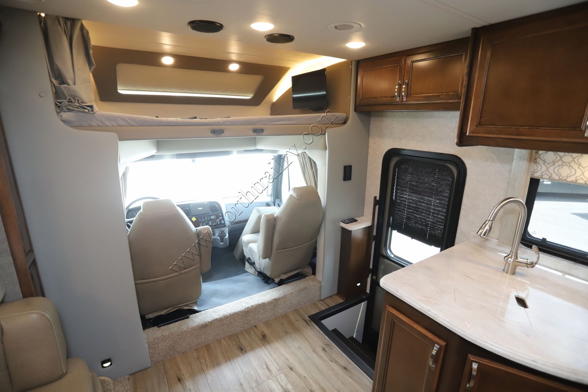 Used 2022 Renegade Rv Verona 40VRB Super C  For Sale