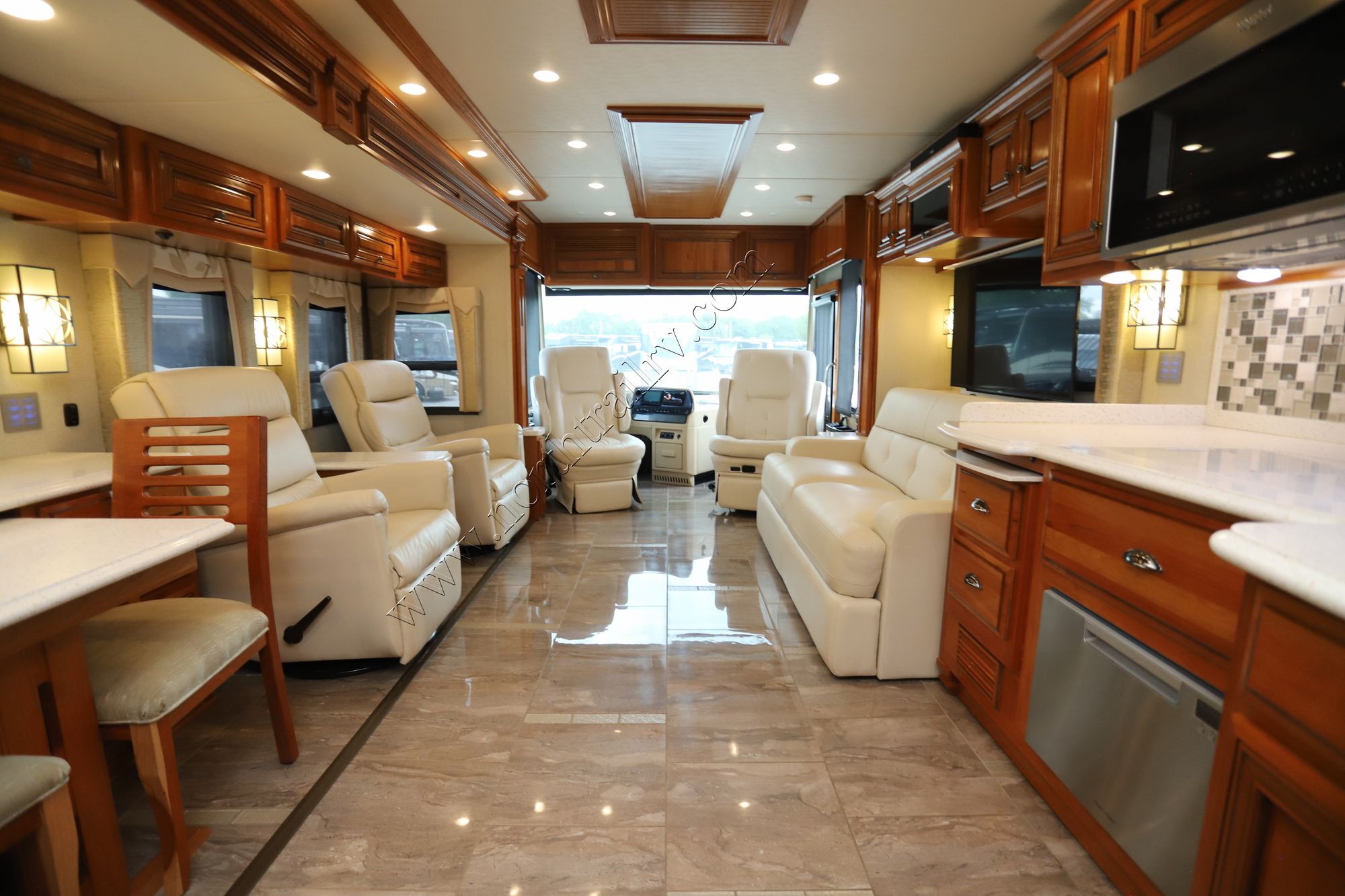 Used 2018 Newmar Dutch Star 4369 Class A  For Sale