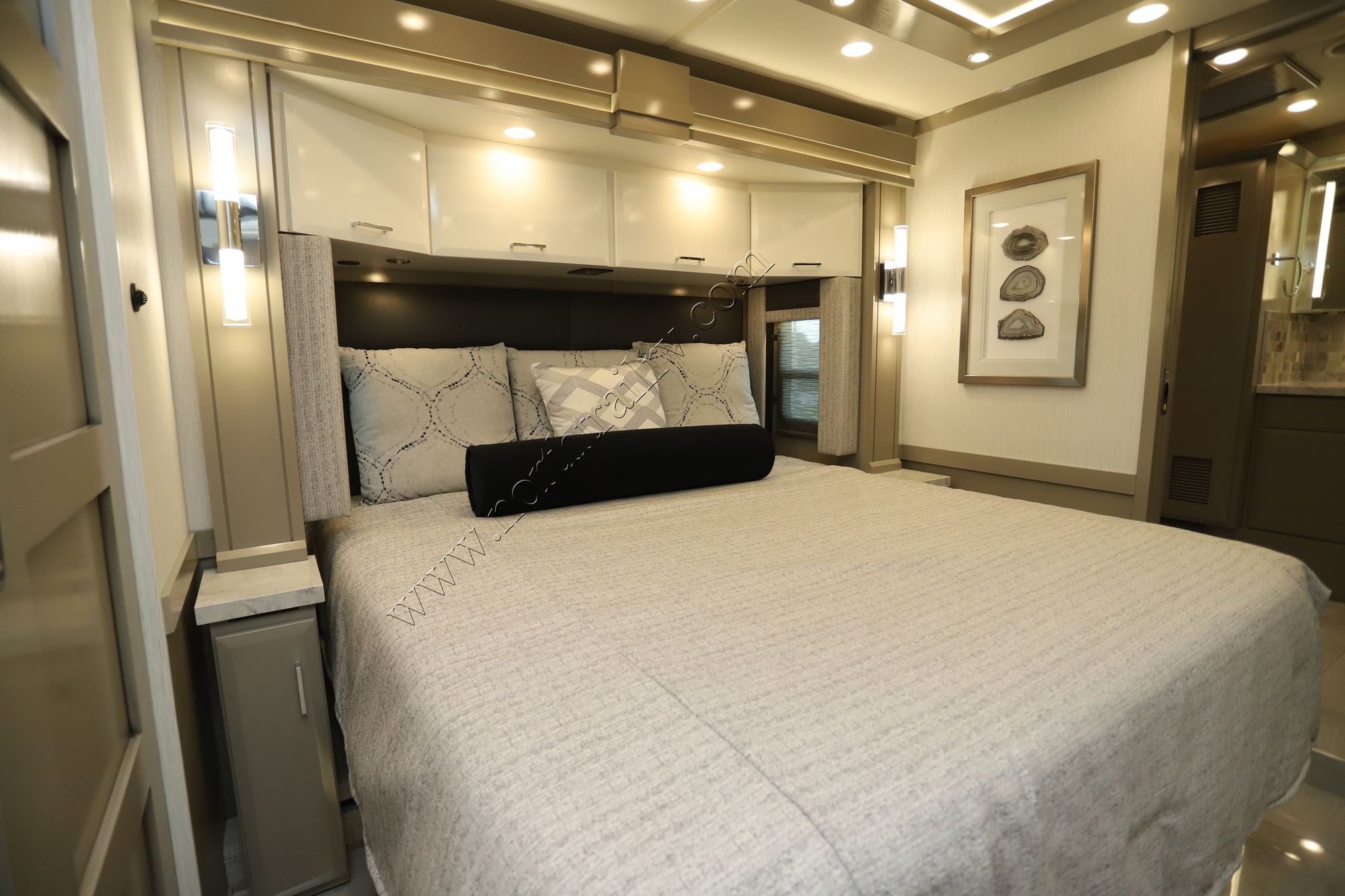New 2027 Newmar Mountain Aire 4118 Class A  For Sale
