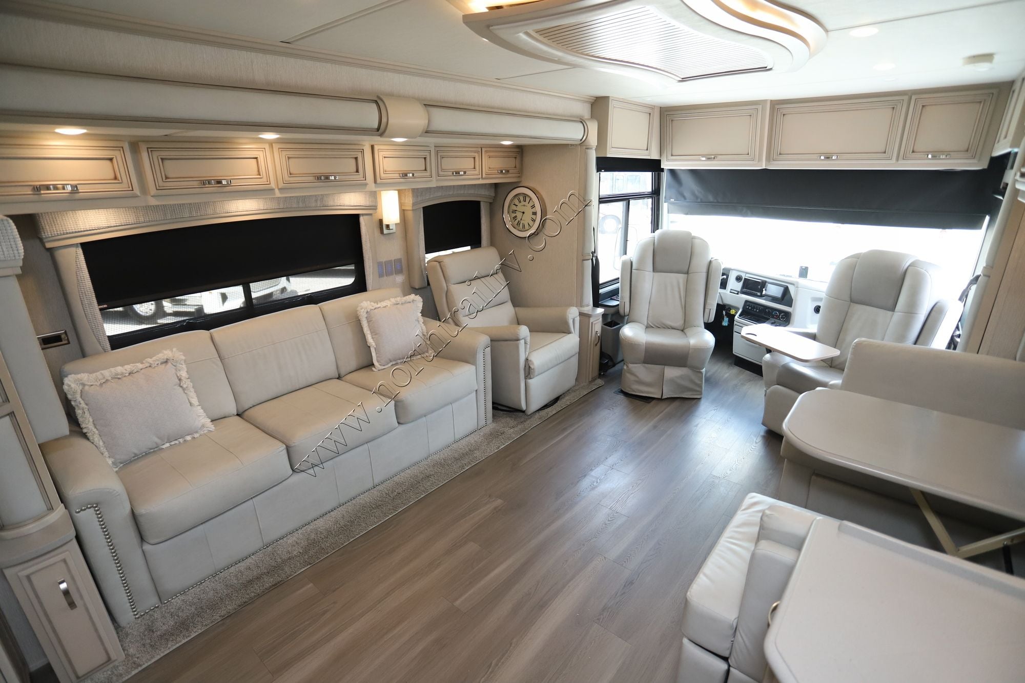 Used 2023 Newmar Kountry Star 3412 Fifth Wheel  For Sale