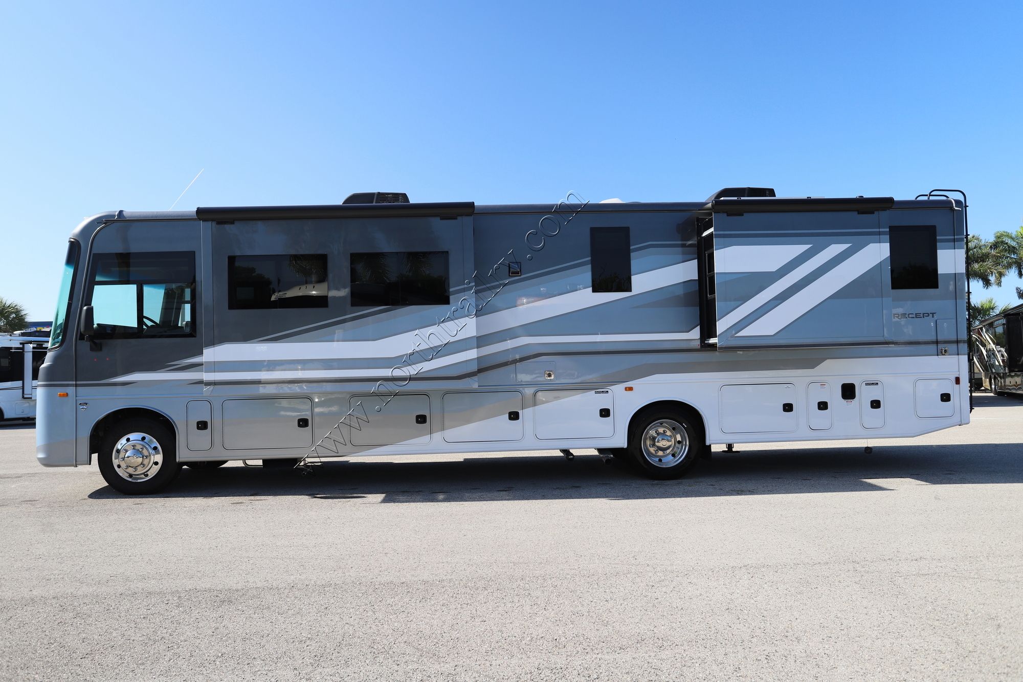 New 2026 Jayco Precept 36C Class A  For Sale