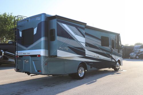 2027 Newmar Bay Star 3114 Class A