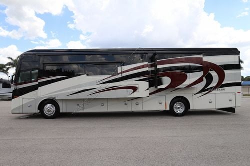 2021 Tiffin Motor Homes Phaeton 40QBH