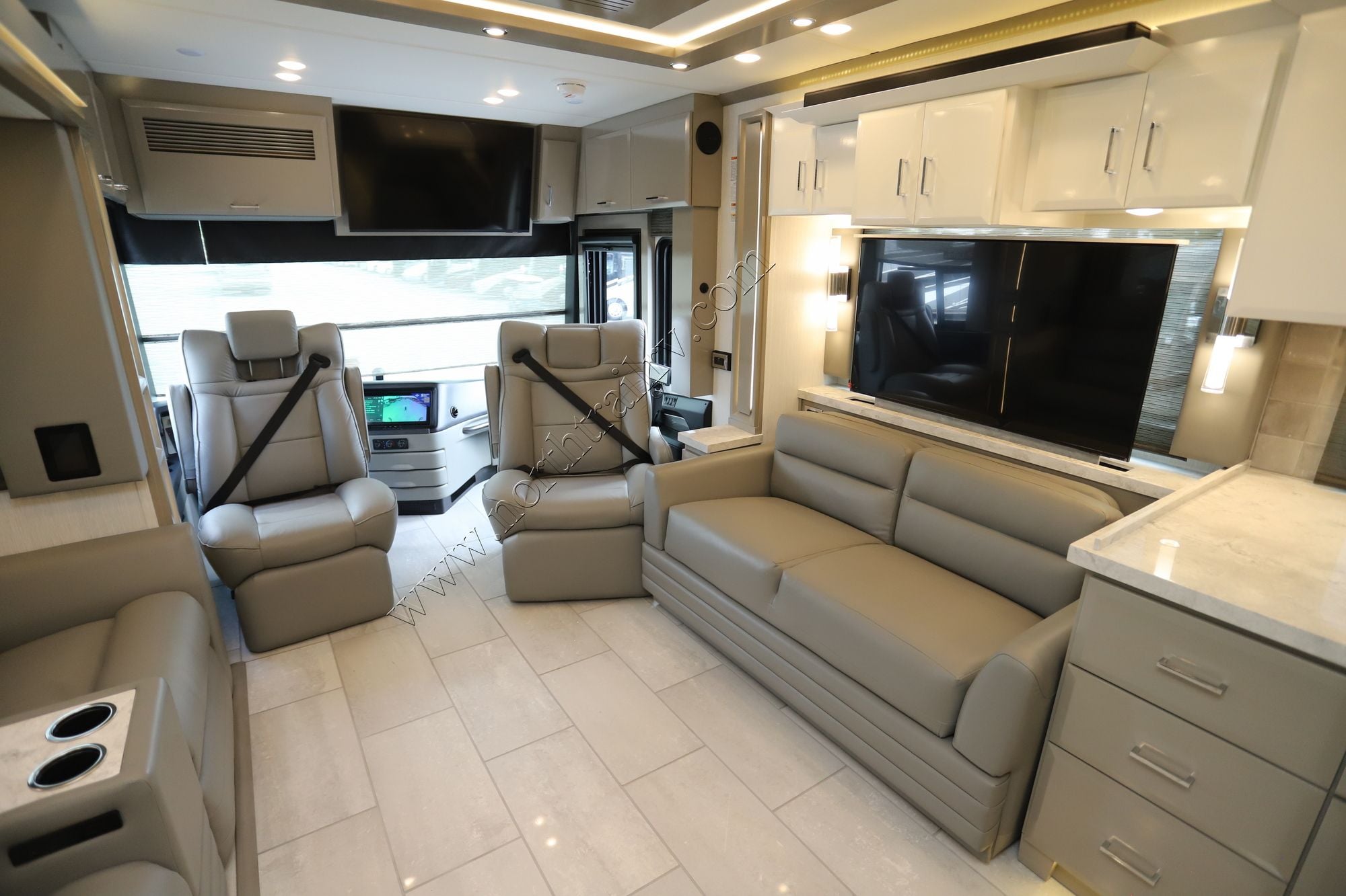 New 2027 Newmar Mountain Aire 4118 Class A  For Sale
