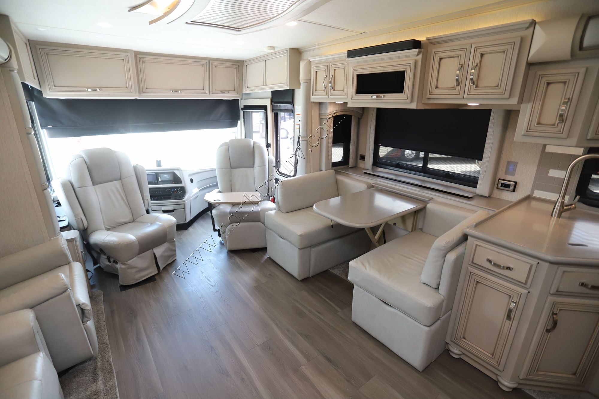 Used 2023 Newmar Kountry Star 3412 Fifth Wheel  For Sale