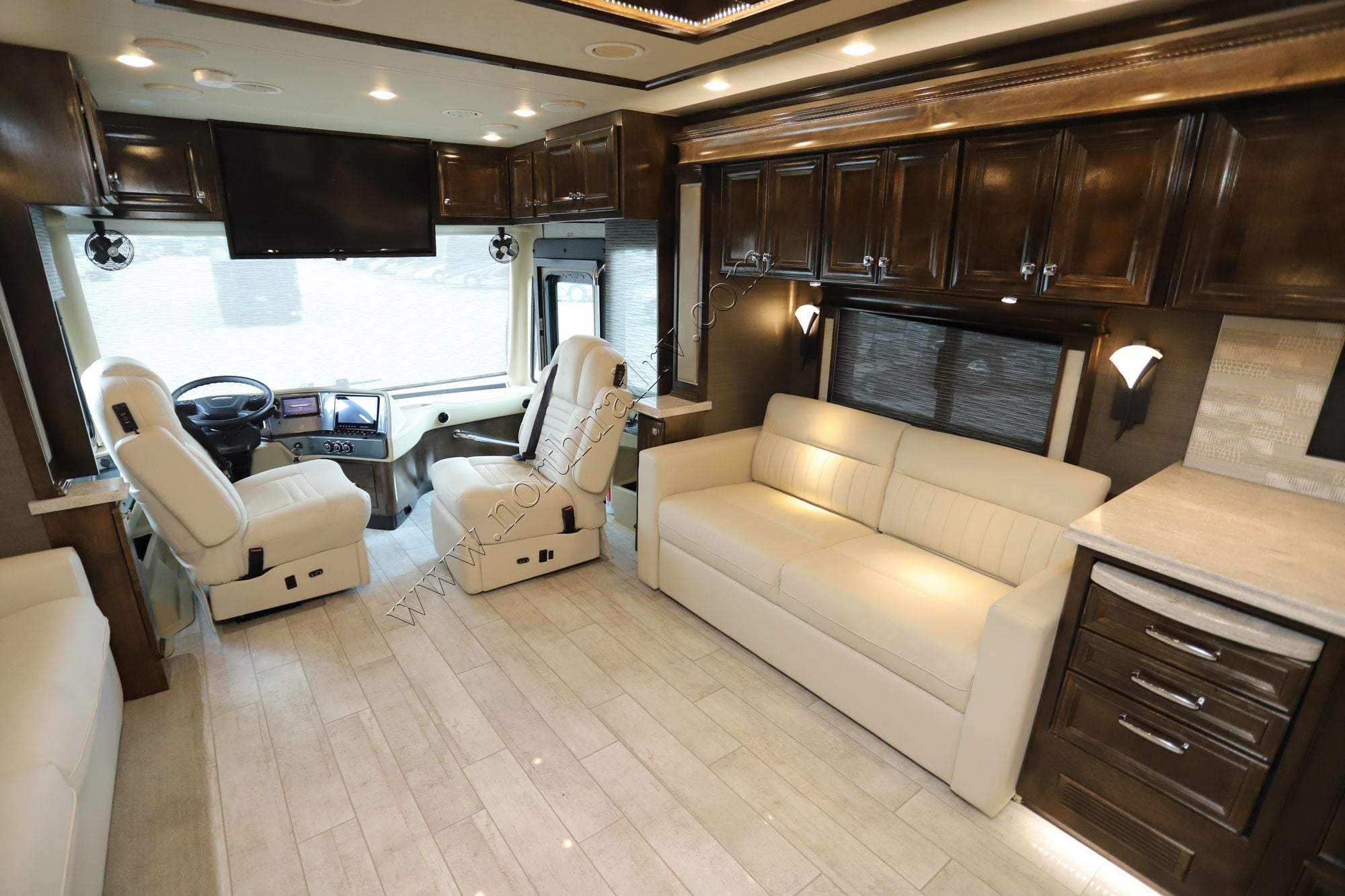 Used 2021 Tiffin Motor Homes Phaeton 40QBH Class A  For Sale
