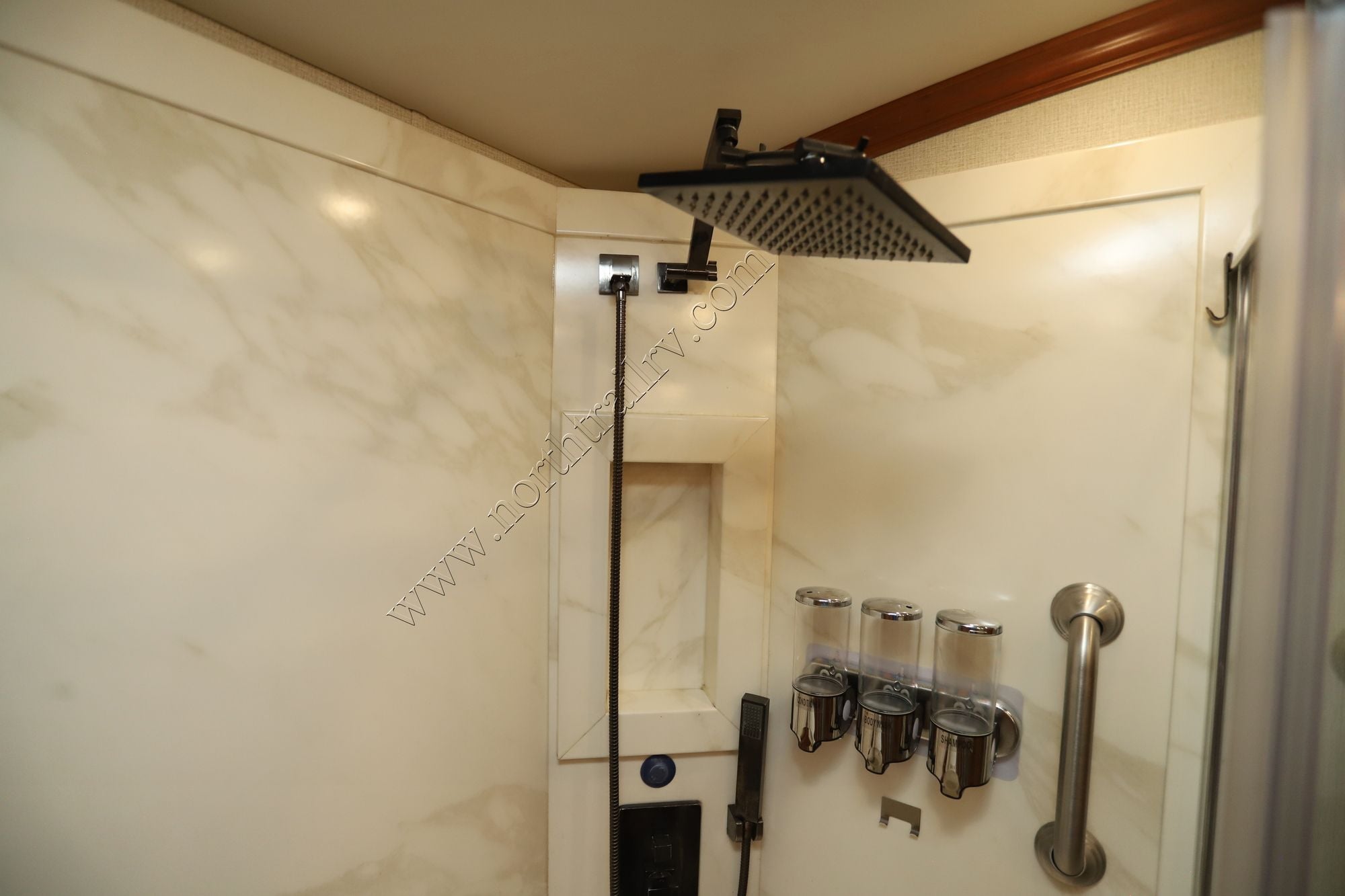 Used 2018 Newmar Dutch Star 4369 Class A  For Sale