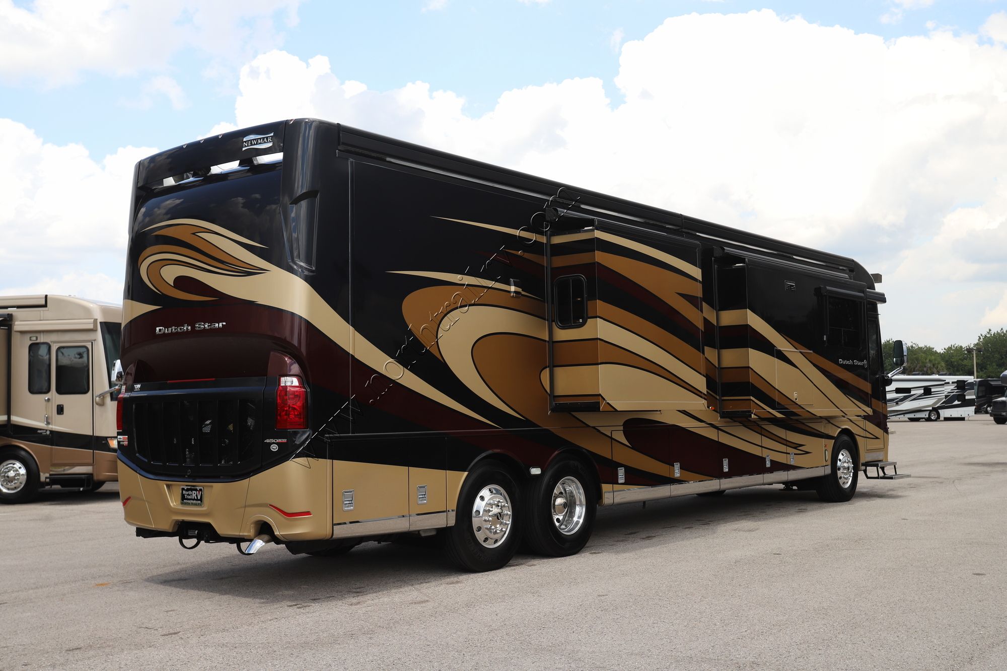 Used 2018 Newmar Dutch Star 4369 Class A  For Sale