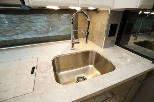 2027 Newmar Mountain Aire 4118 Class A