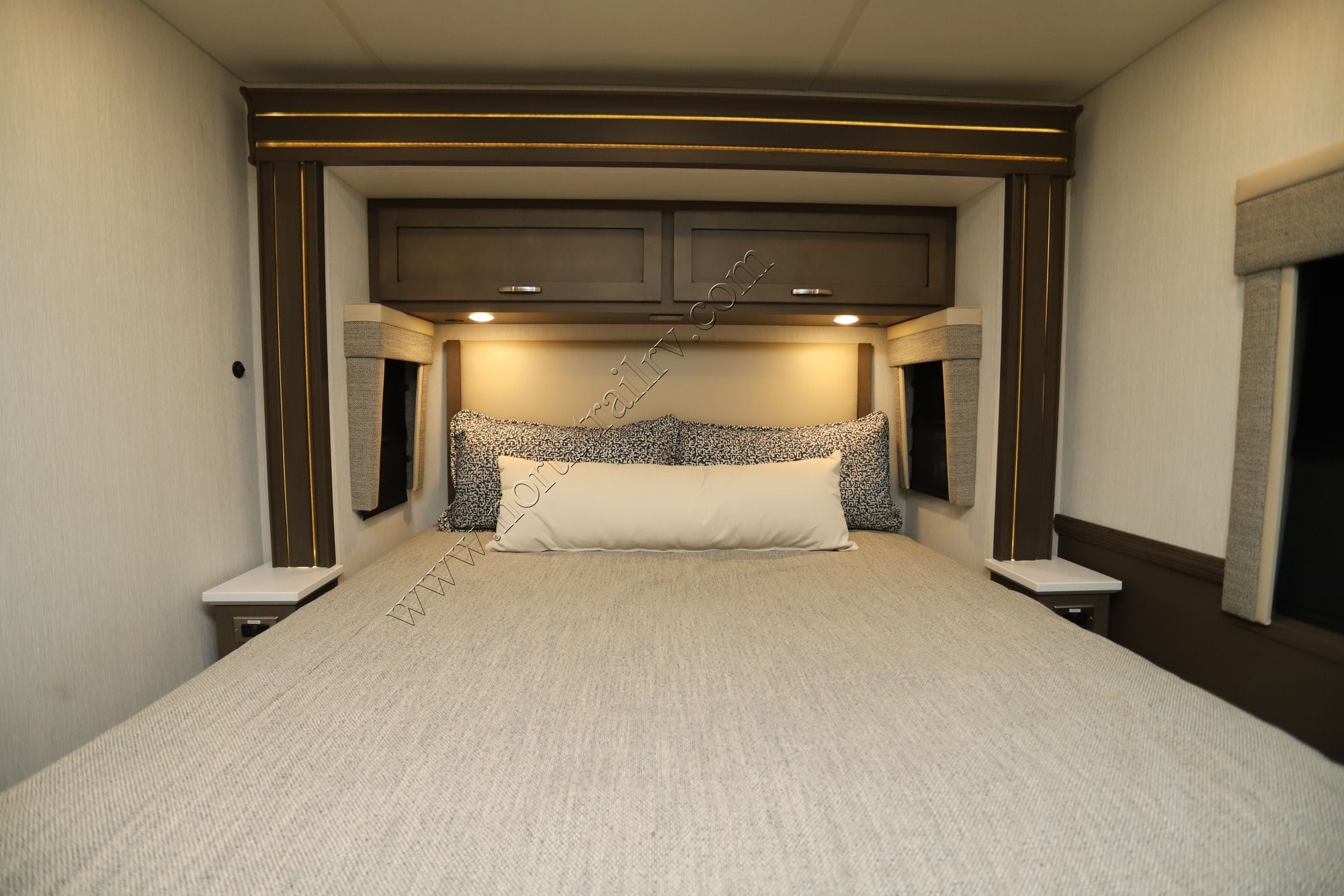 New 2027 Newmar Bay Star 3114 Class A  For Sale