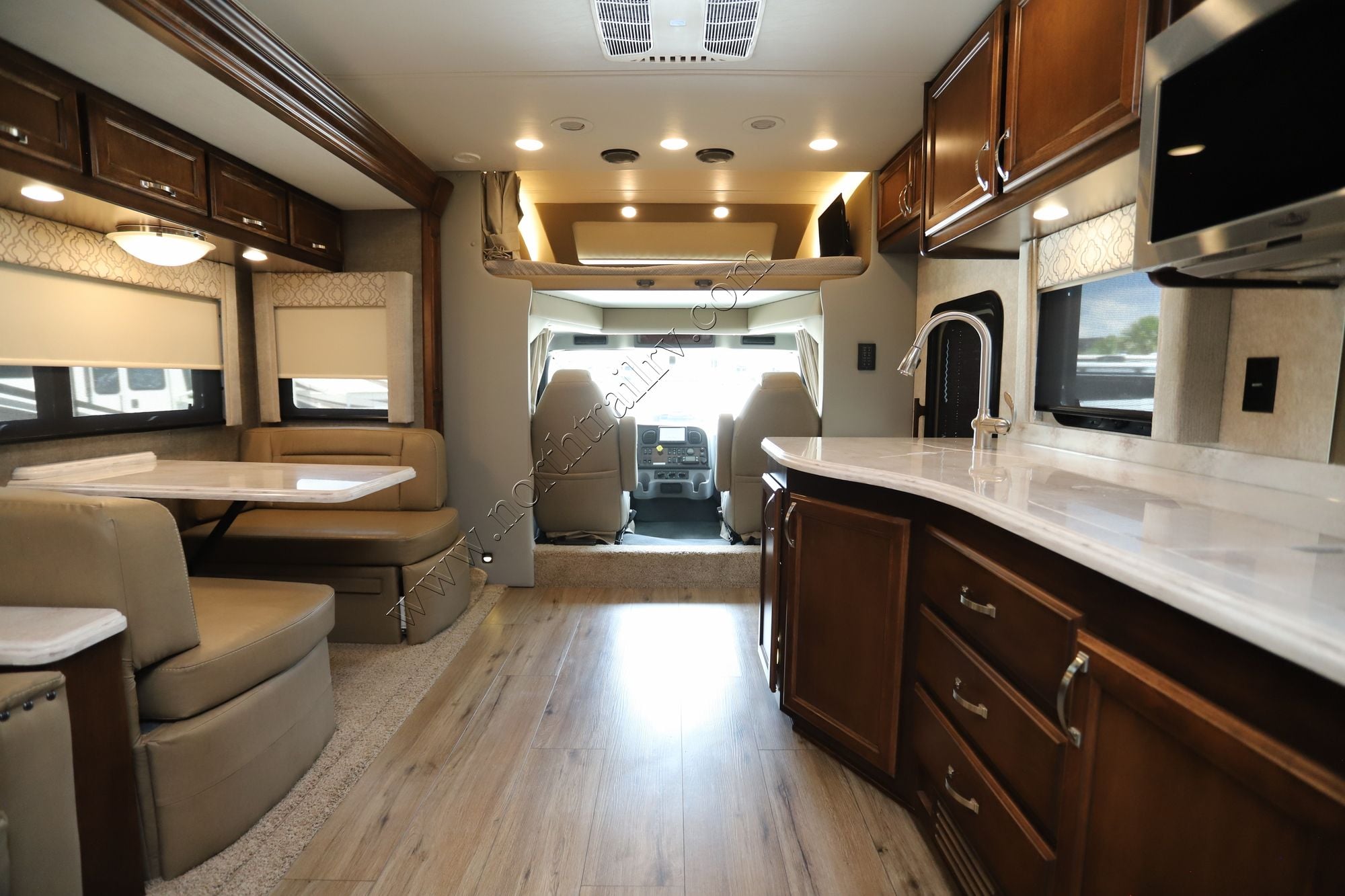 Used 2022 Renegade Rv Verona 40VRB Super C  For Sale