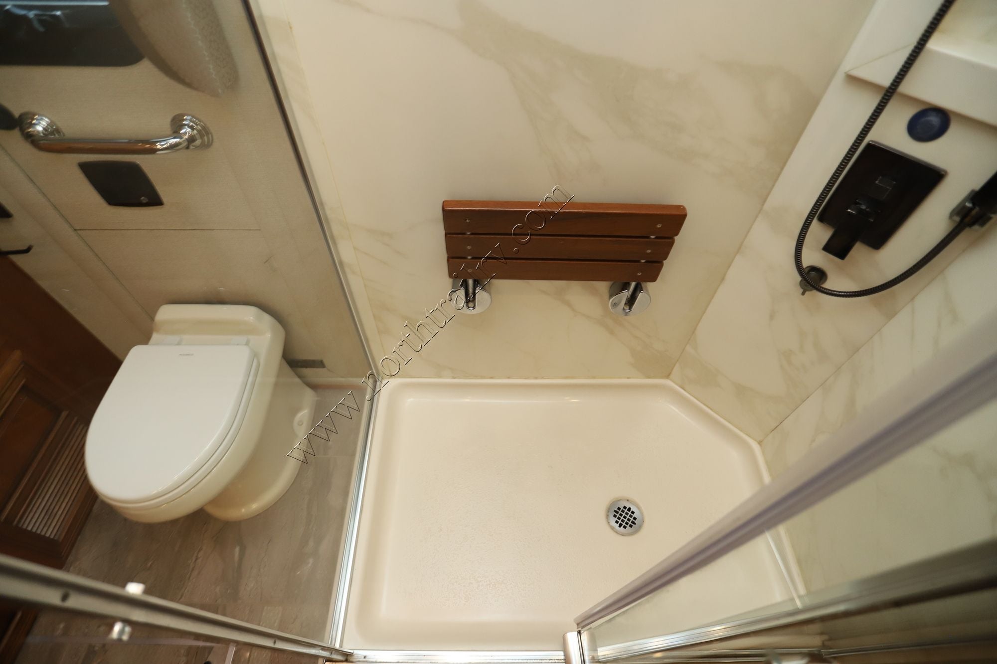 Used 2018 Newmar Dutch Star 4369 Class A  For Sale