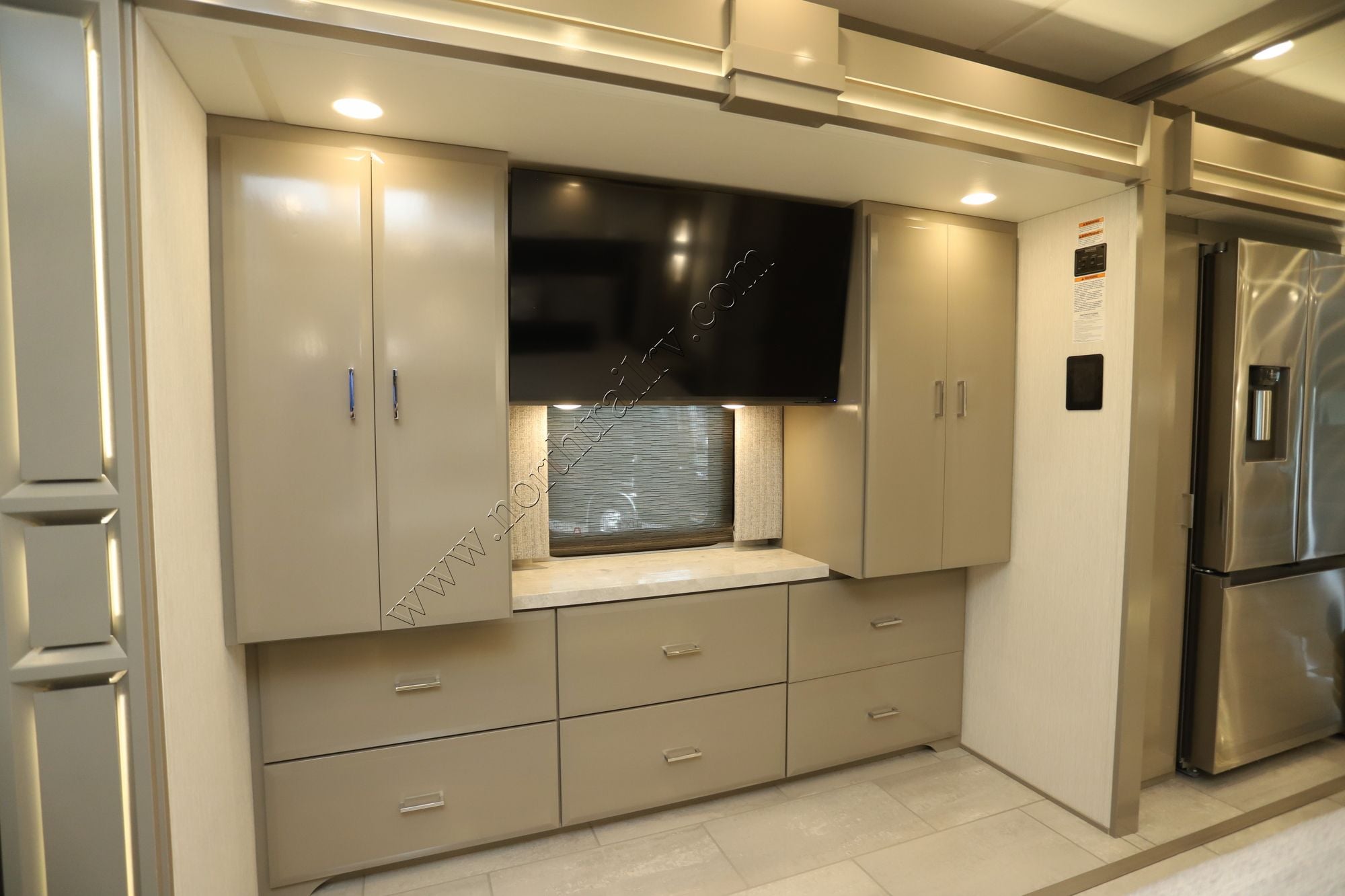 New 2027 Newmar Mountain Aire 4118 Class A  For Sale