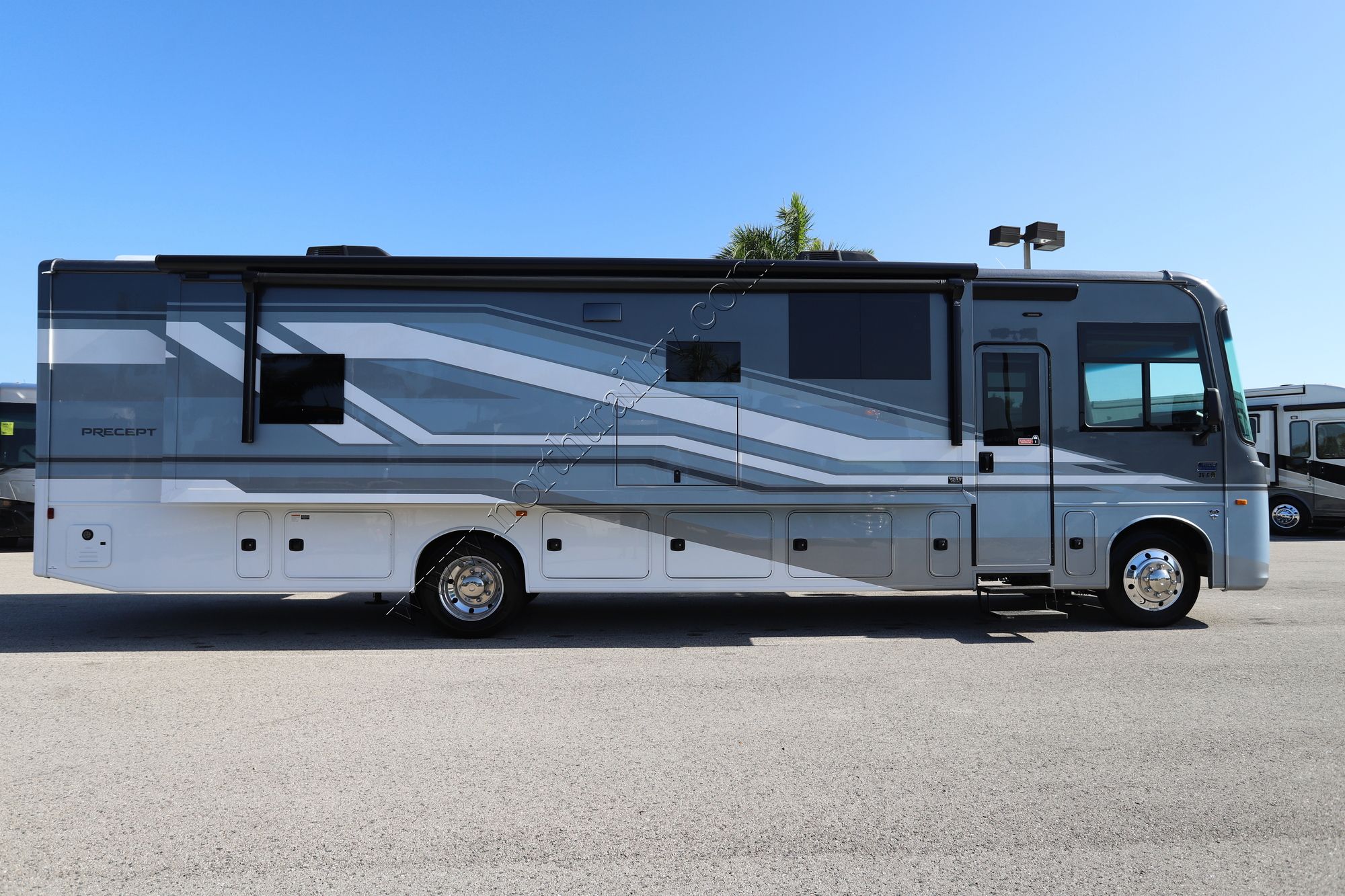 New 2026 Jayco Precept 36C Class A  For Sale