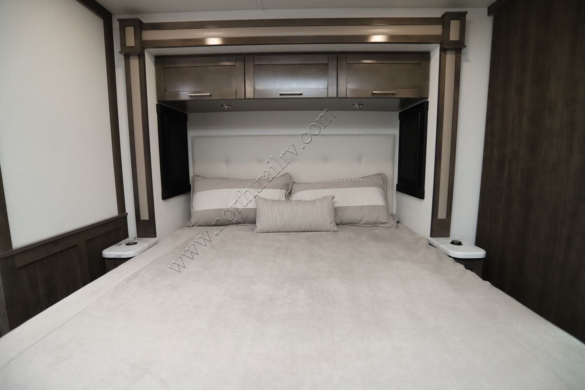 New 2026 Jayco Precept 36C Class A  For Sale