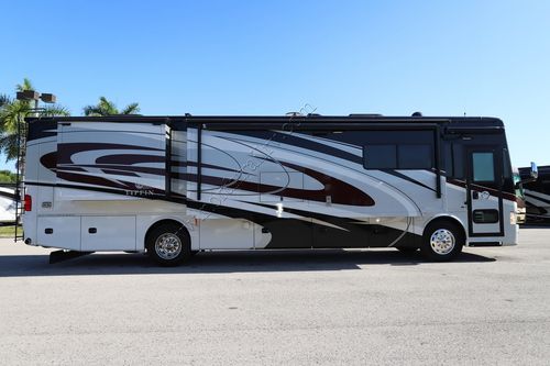 2017 Tiffin Motor Homes Allegro Red 37PA