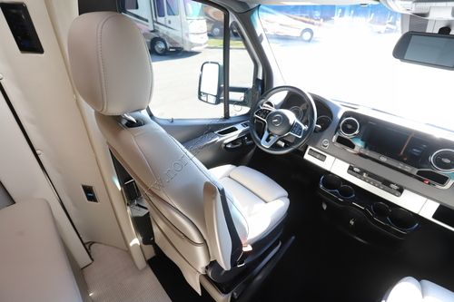 2022 Airstream Atlas MB