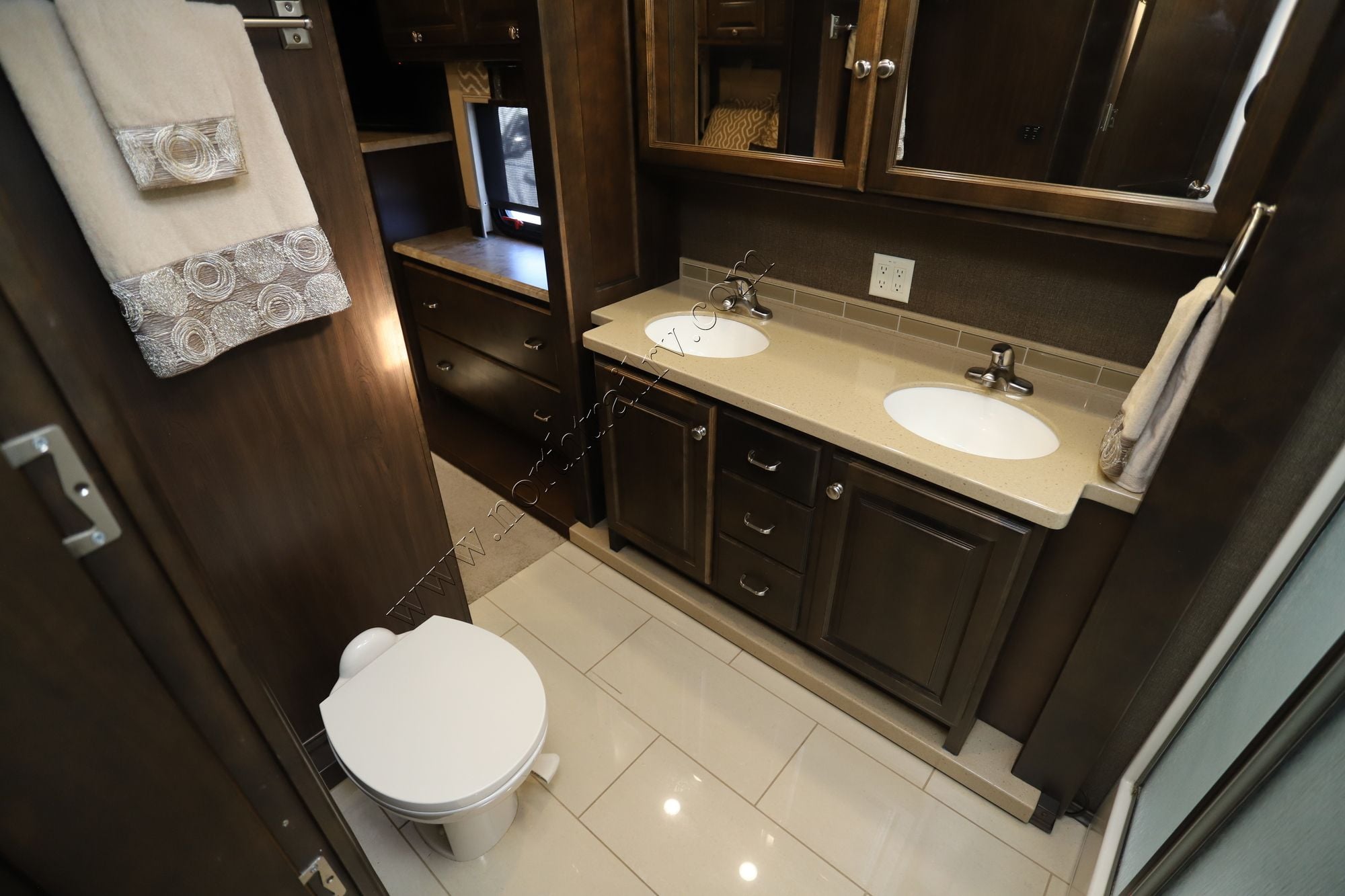 Used 2017 Tiffin Motor Homes Allegro Red 37PA Class A  For Sale