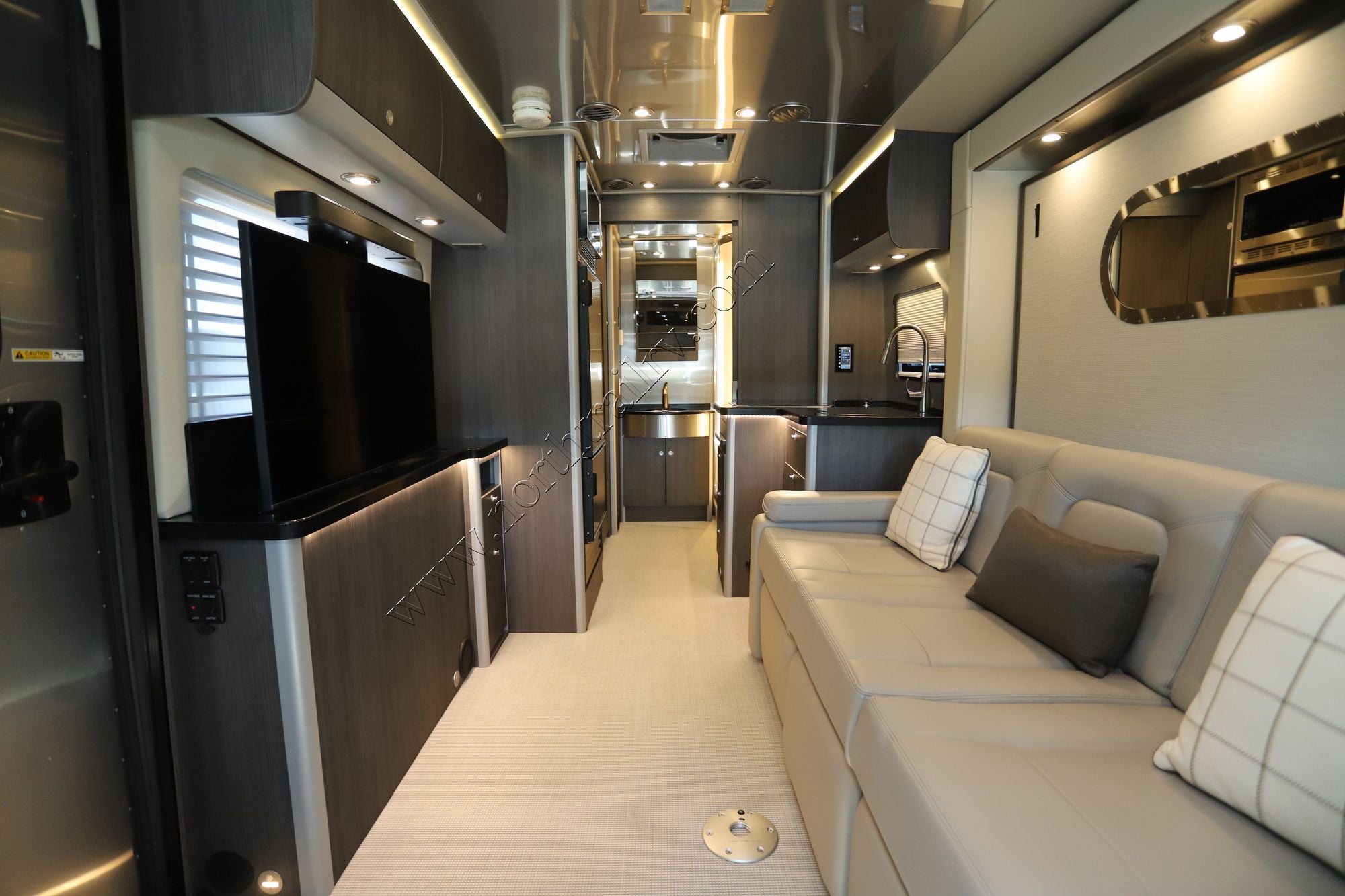 2022 Airstream Atlas MB Class C Used  For Sale