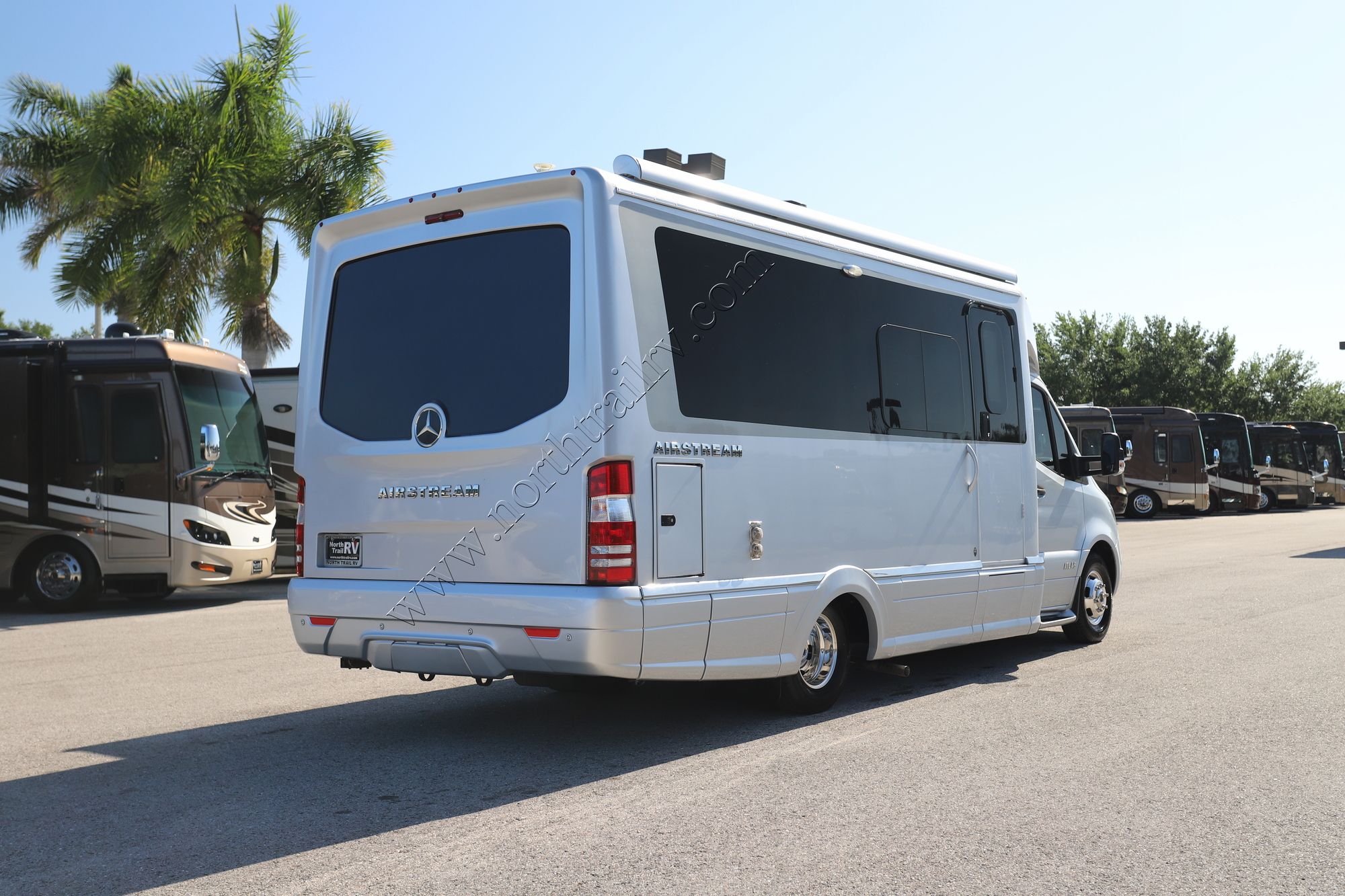 2022 Airstream Atlas MB Class C Used  For Sale