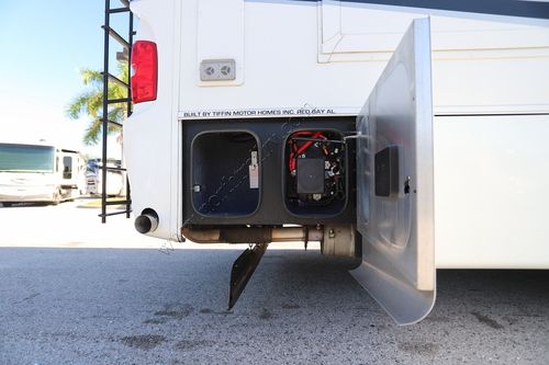 2017 Tiffin Motor Homes Allegro Red 37PA