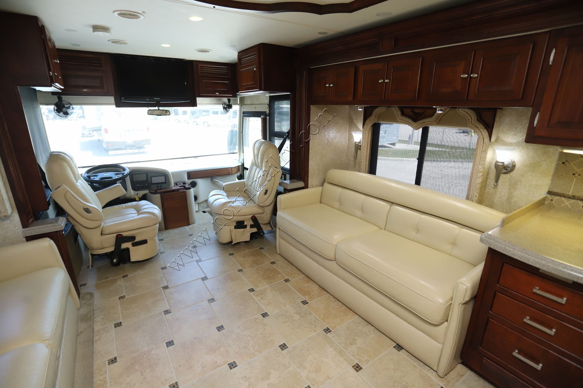 Used 2009 Tiffin Motor Homes Allegro Bus 43QBP Class A  For Sale