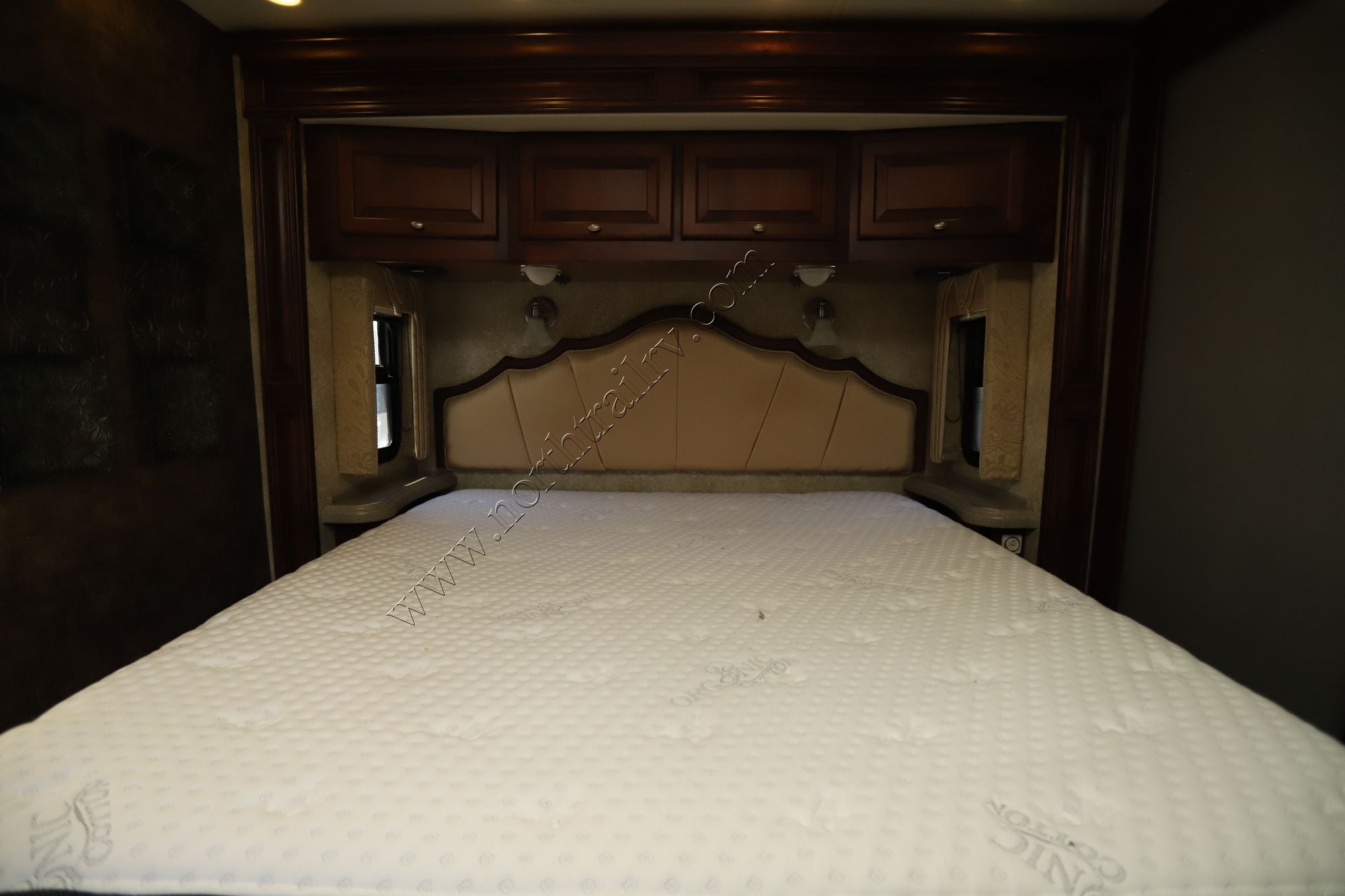 Used 2009 Tiffin Motor Homes Allegro Bus 43QBP Class A  For Sale