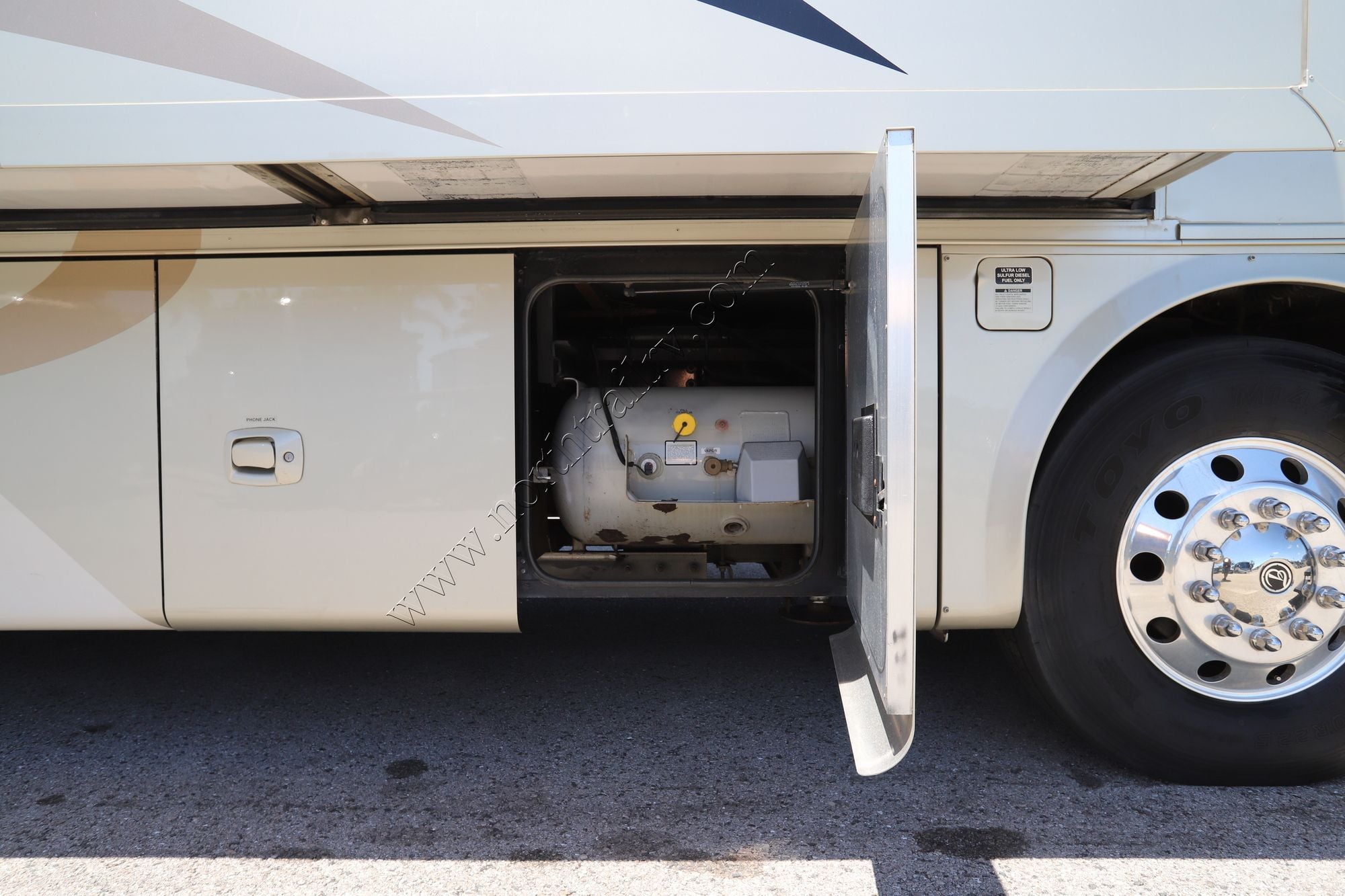 Used 2009 Tiffin Motor Homes Allegro Bus 43QBP Class A  For Sale